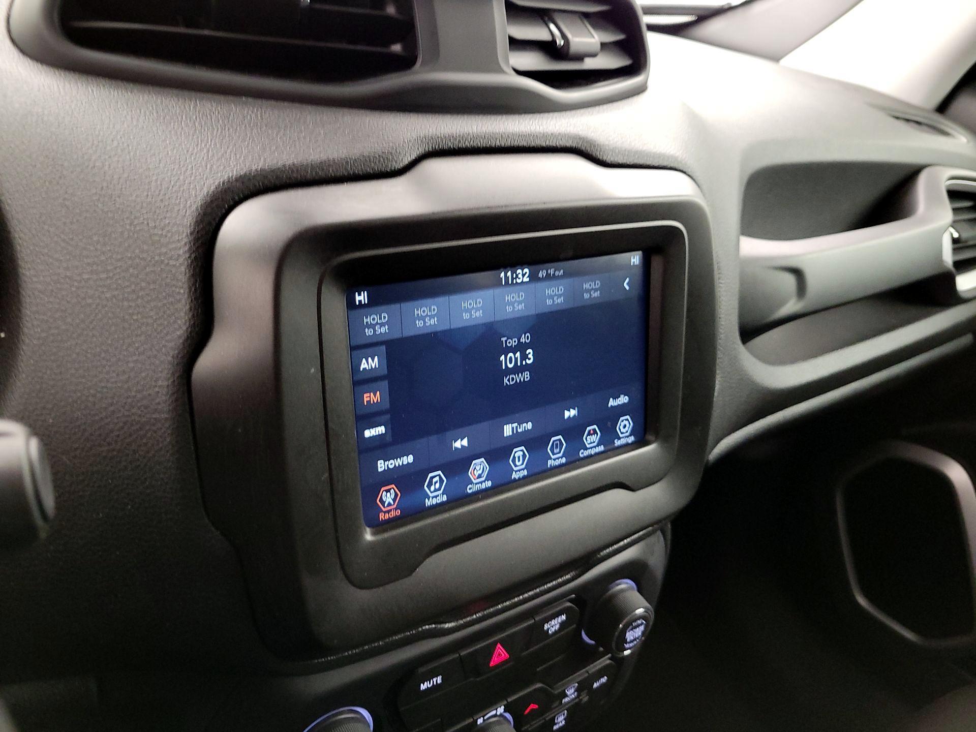 Thumbnail: 2020 Jeep Renegade - 15