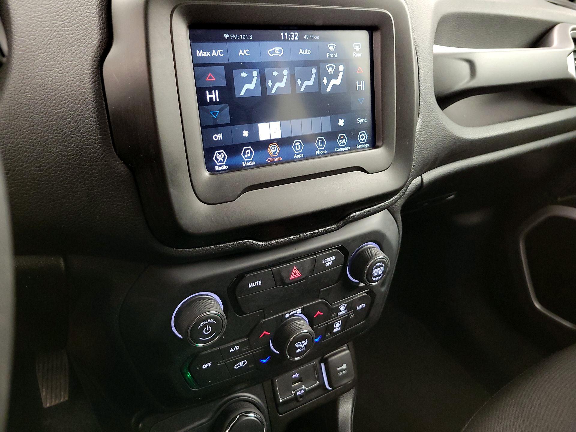 Thumbnail: 2020 Jeep Renegade - 16