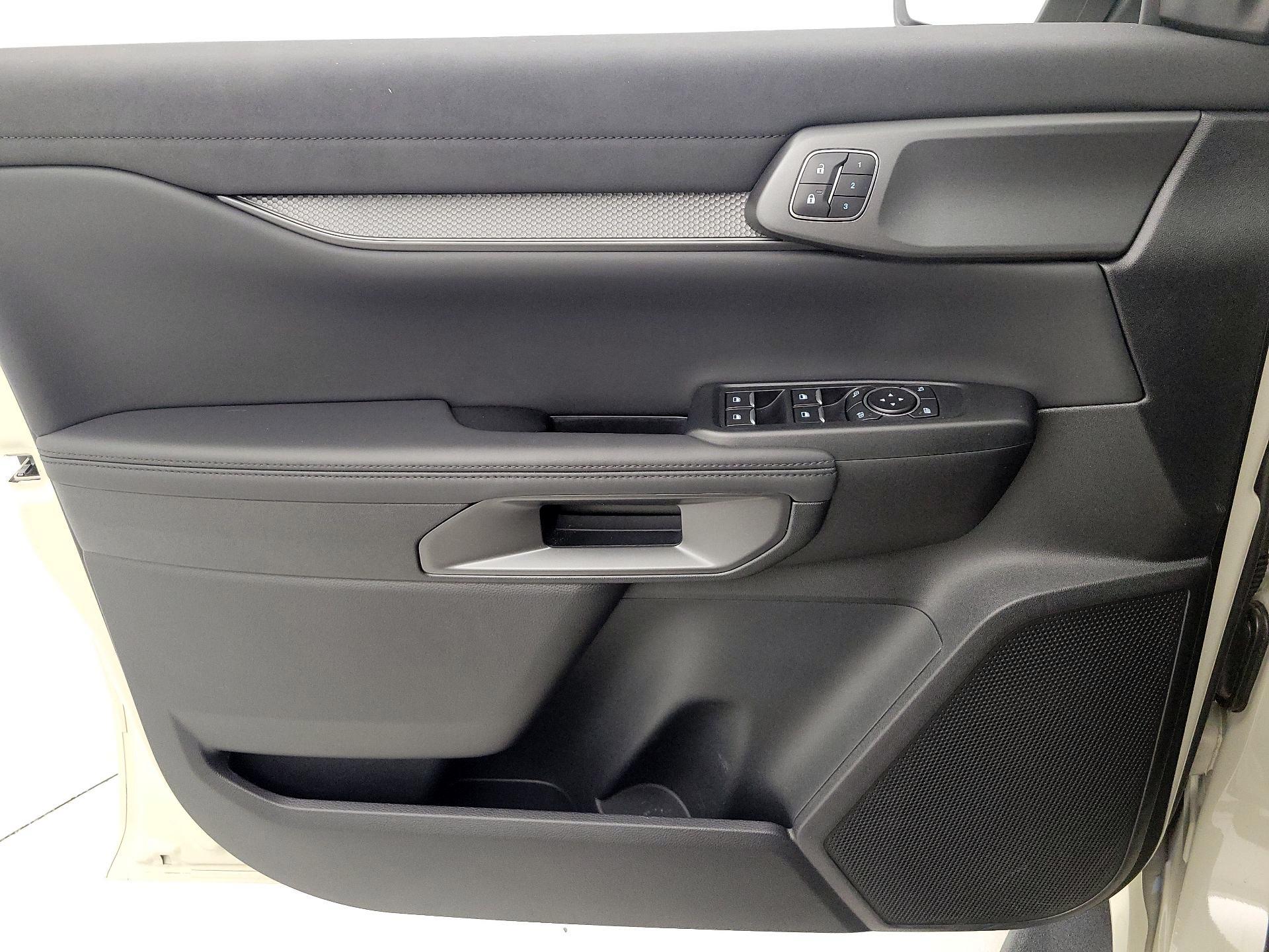 Thumbnail: 2025 Ford Ranger - 12