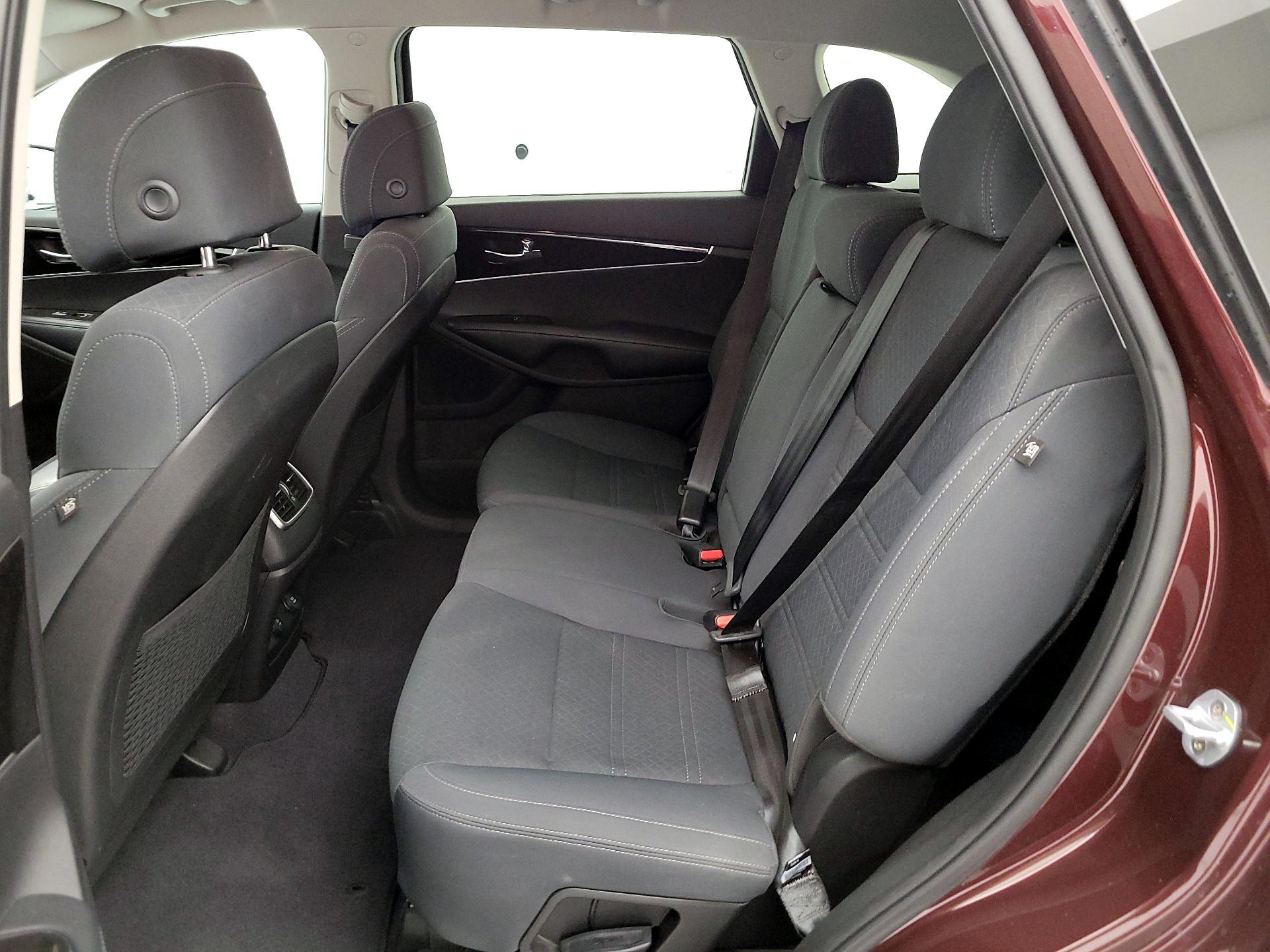 Thumbnail: 2017 Kia Sorento - 19