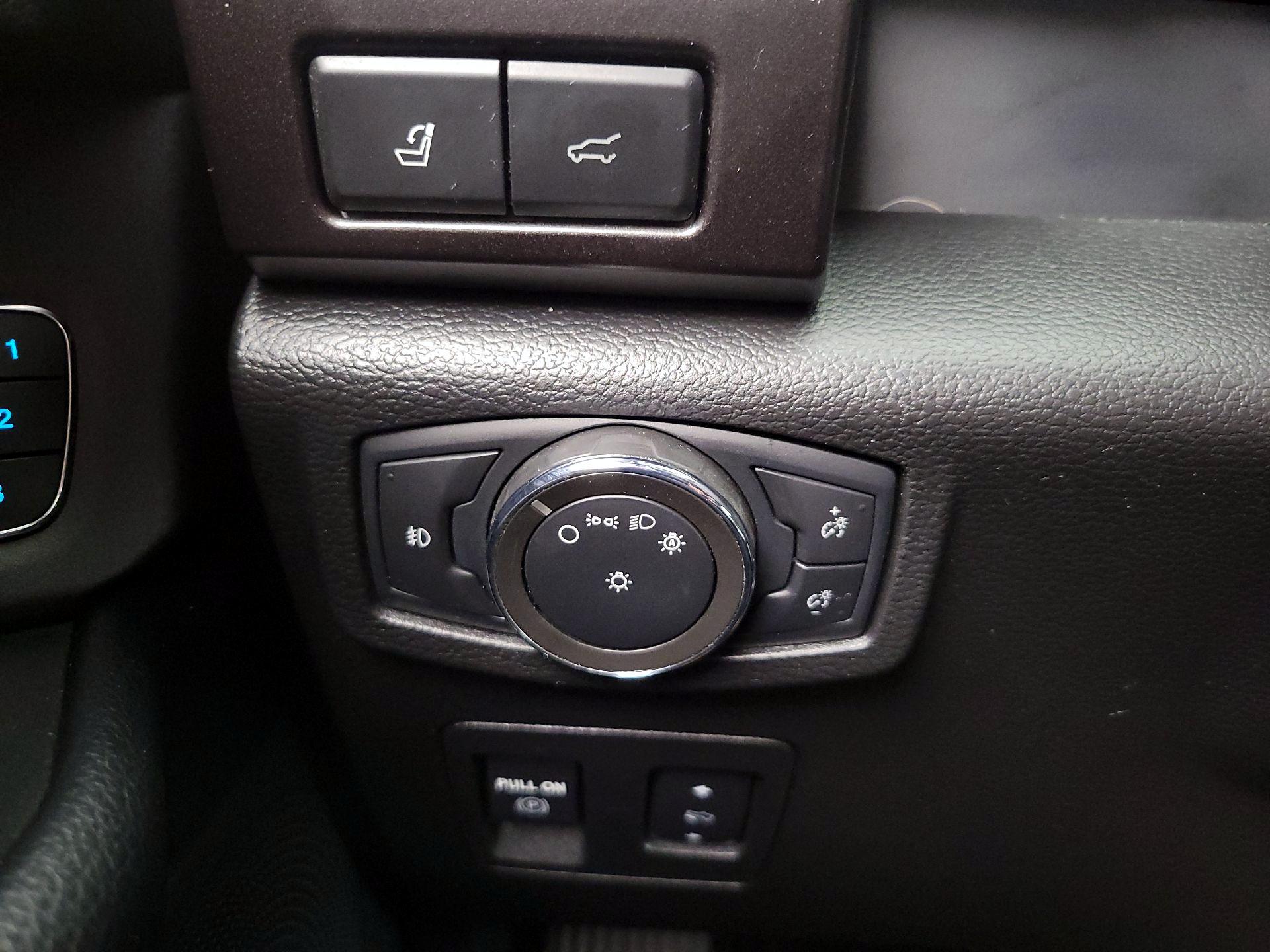 Thumbnail: 2021 Ford Expedition - 13
