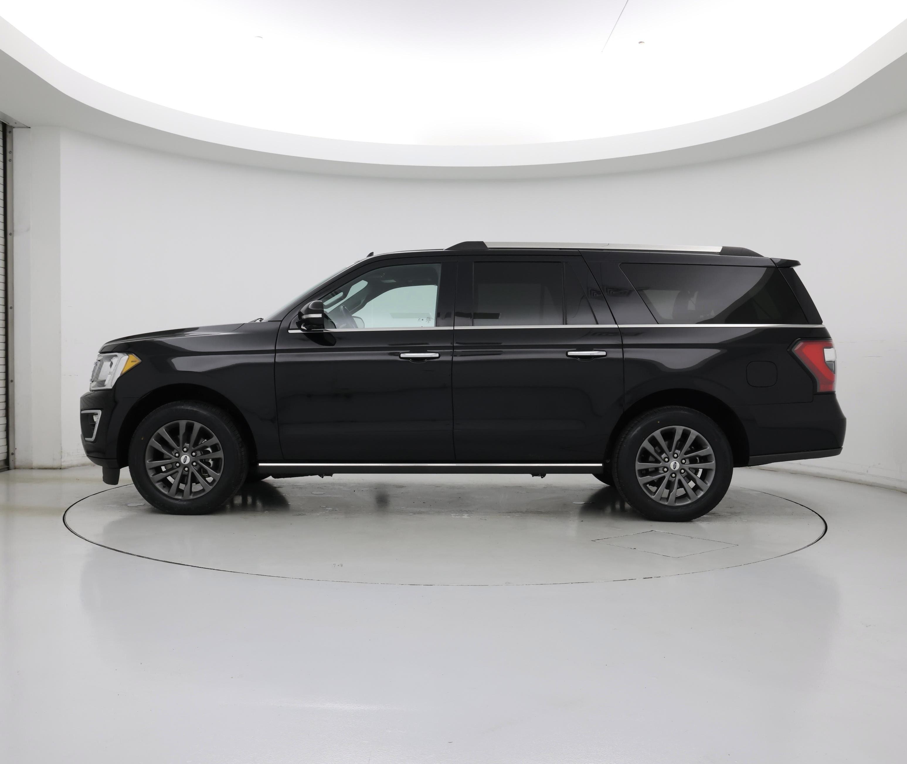 Thumbnail: 2021 Ford Expedition - 3