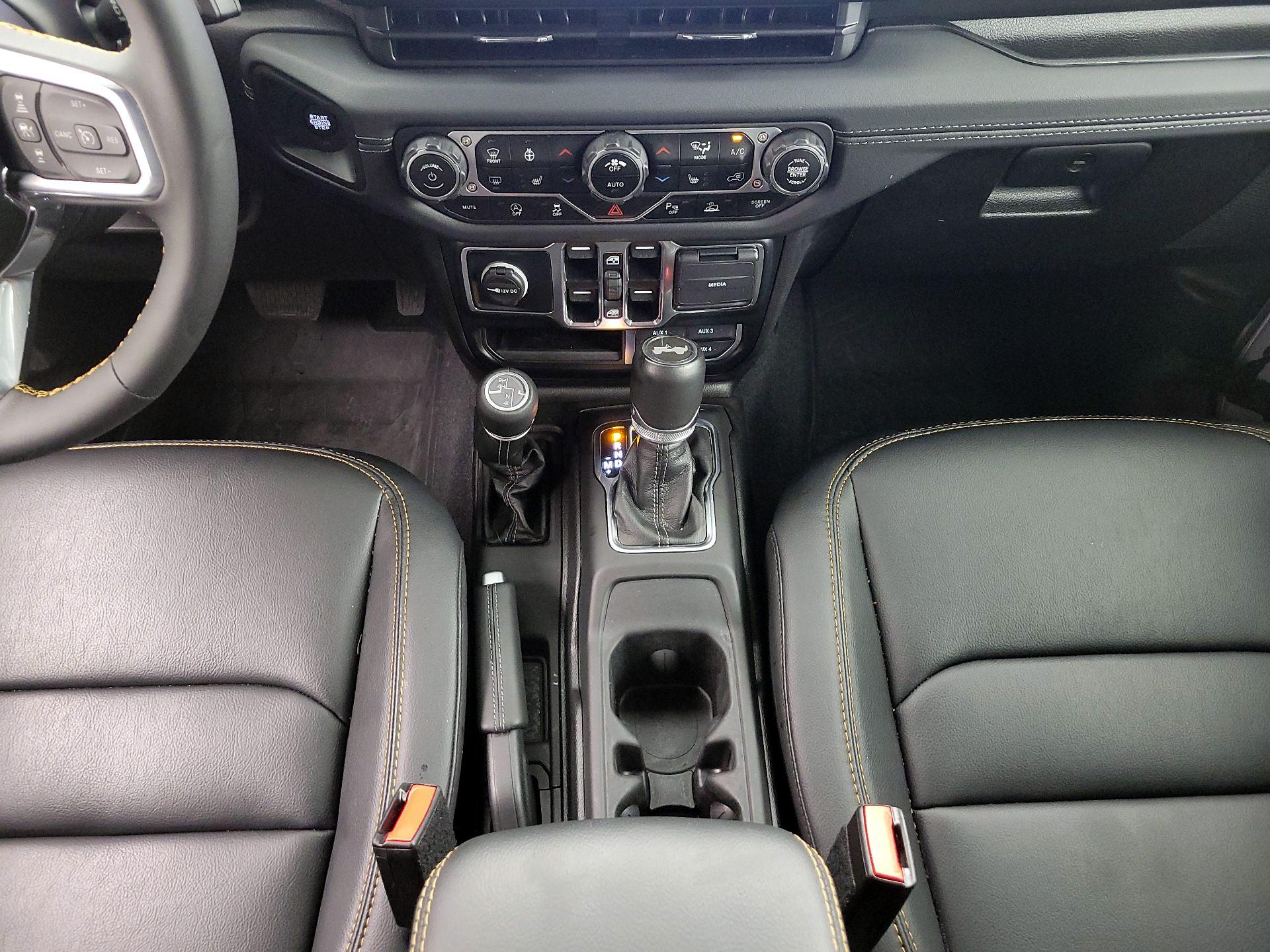 Thumbnail: 2024 Jeep Wrangler - 18