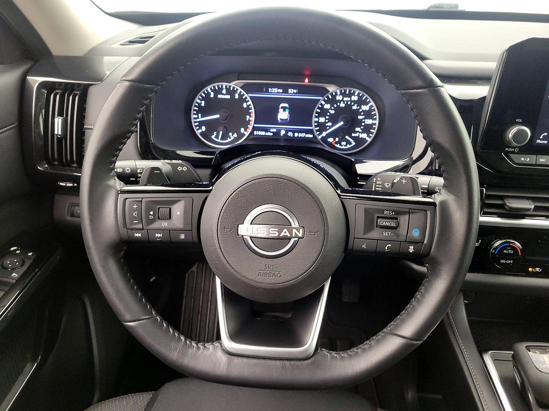 Thumbnail: 2022 Nissan Pathfinder - 10
