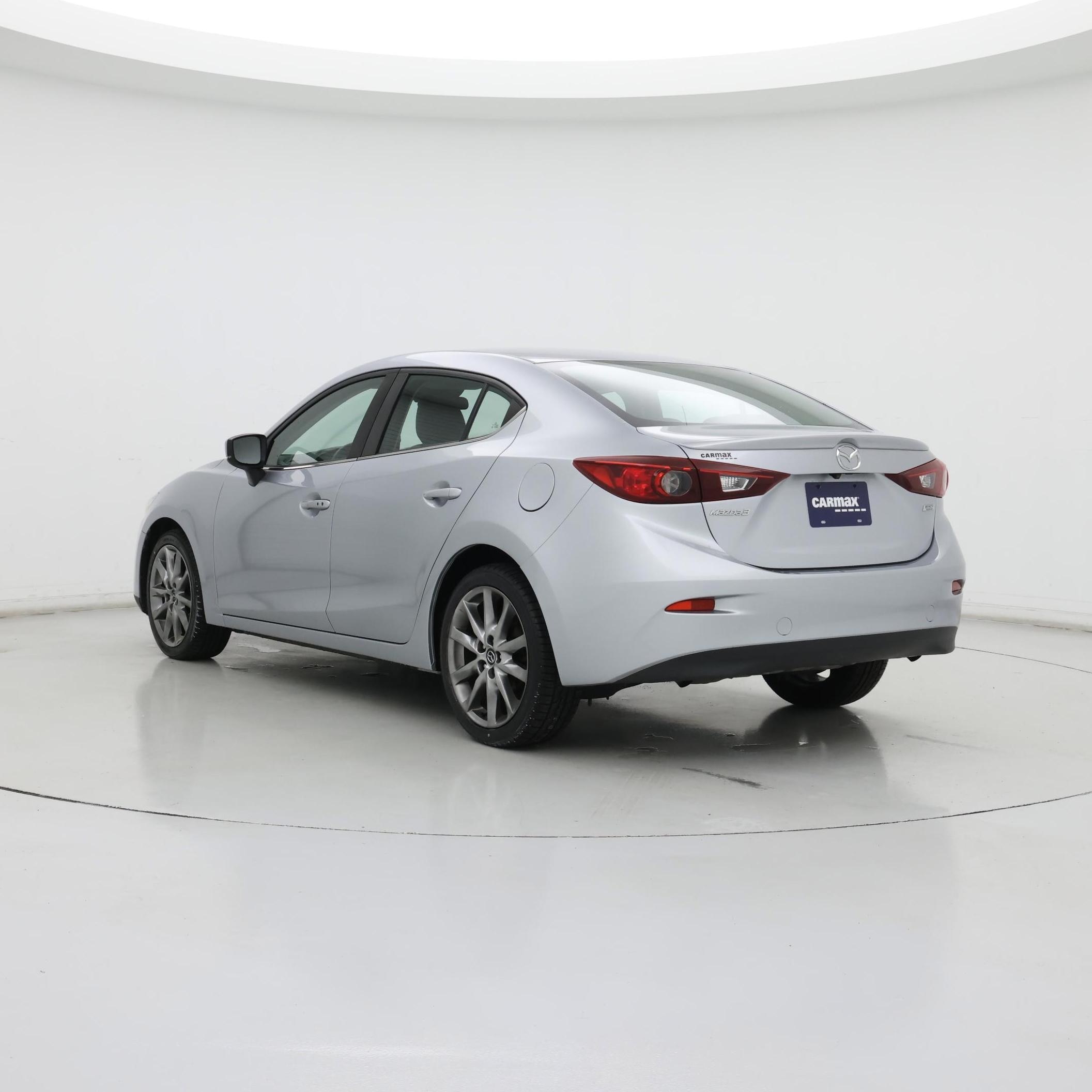 Thumbnail: 2018 Mazda Mazda3 - 2