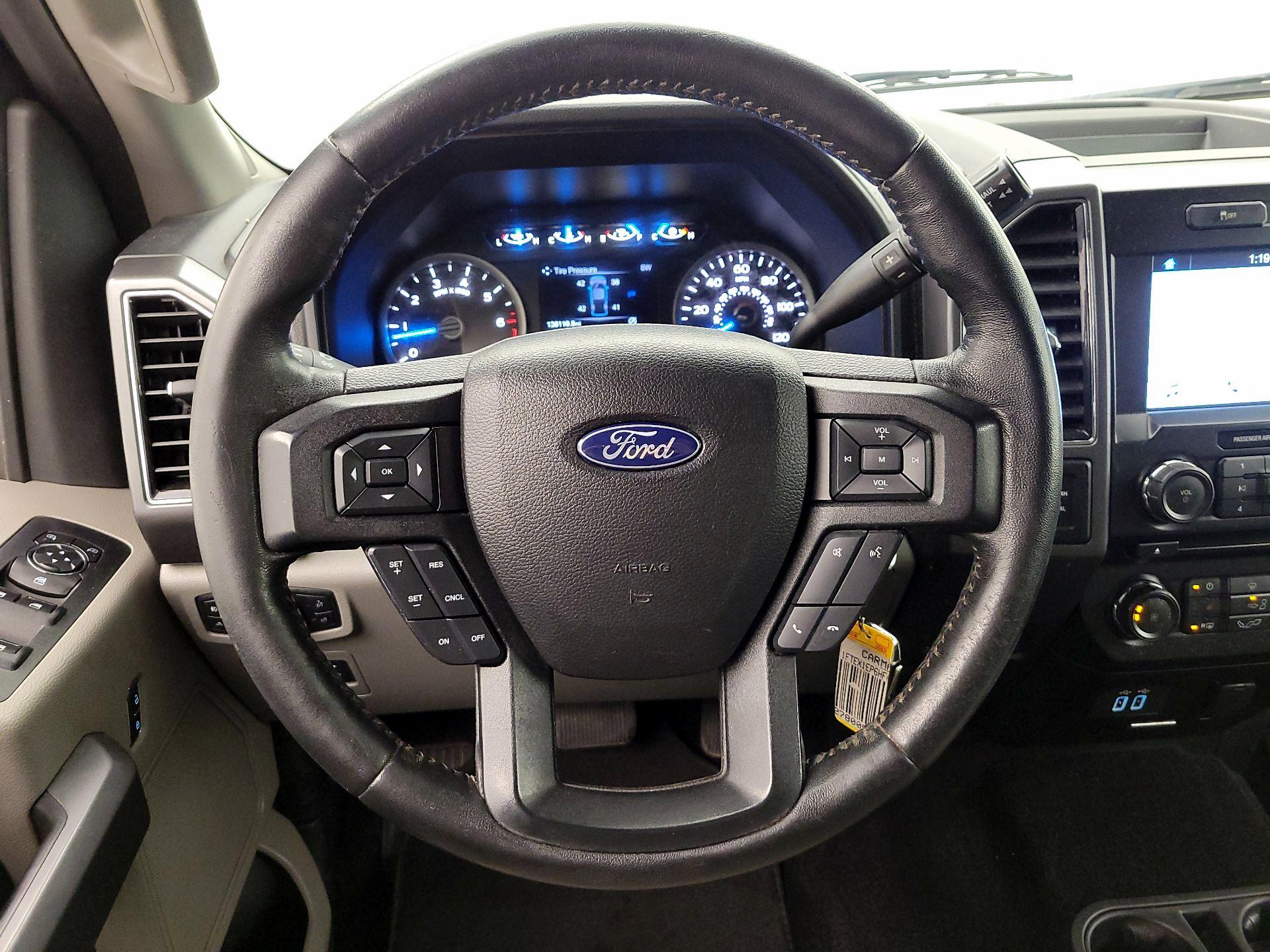 Thumbnail: 2017 Ford F-150 - 10