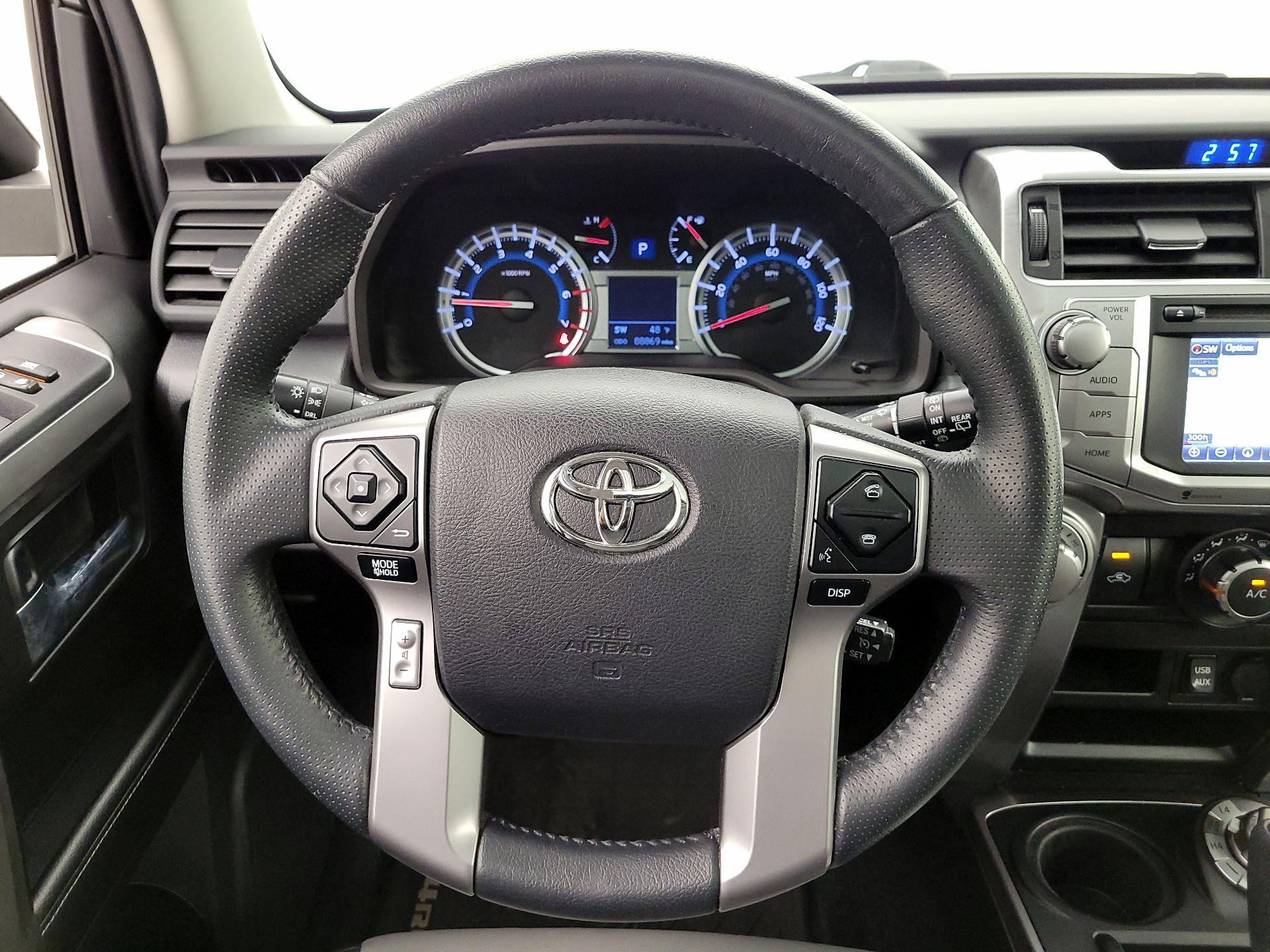Thumbnail: 2016 Toyota 4Runner - 10
