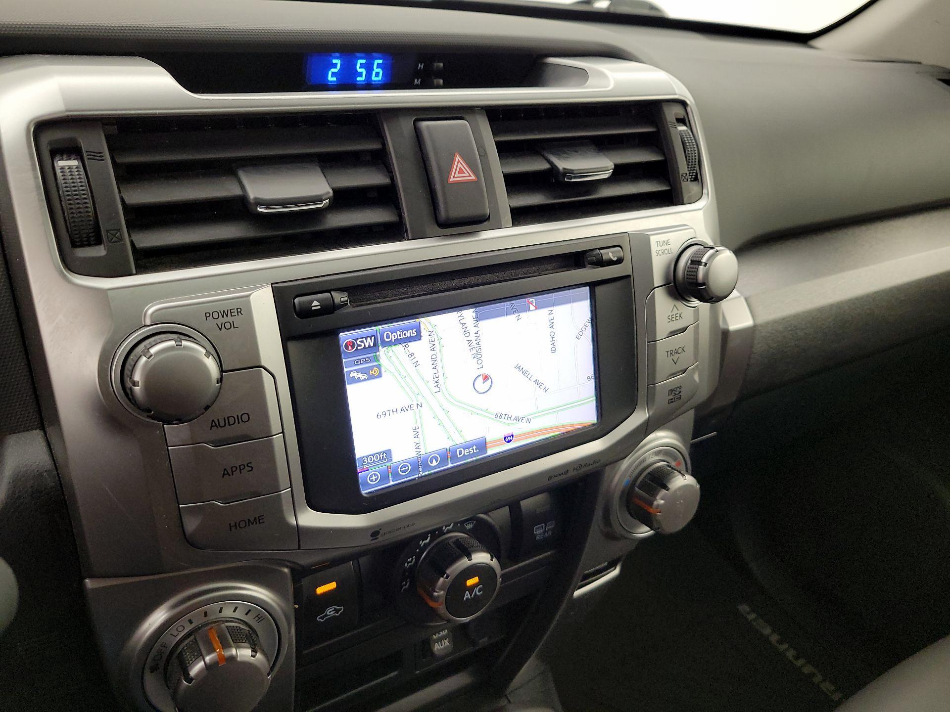 Thumbnail: 2016 Toyota 4Runner - 14