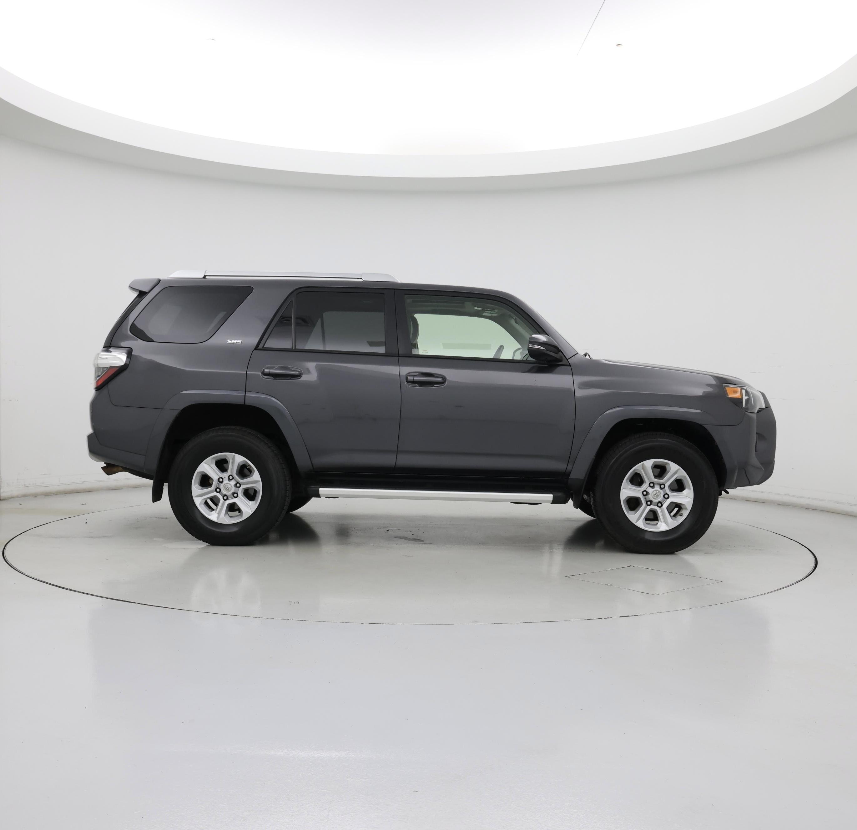 Thumbnail: 2016 Toyota 4Runner - 7