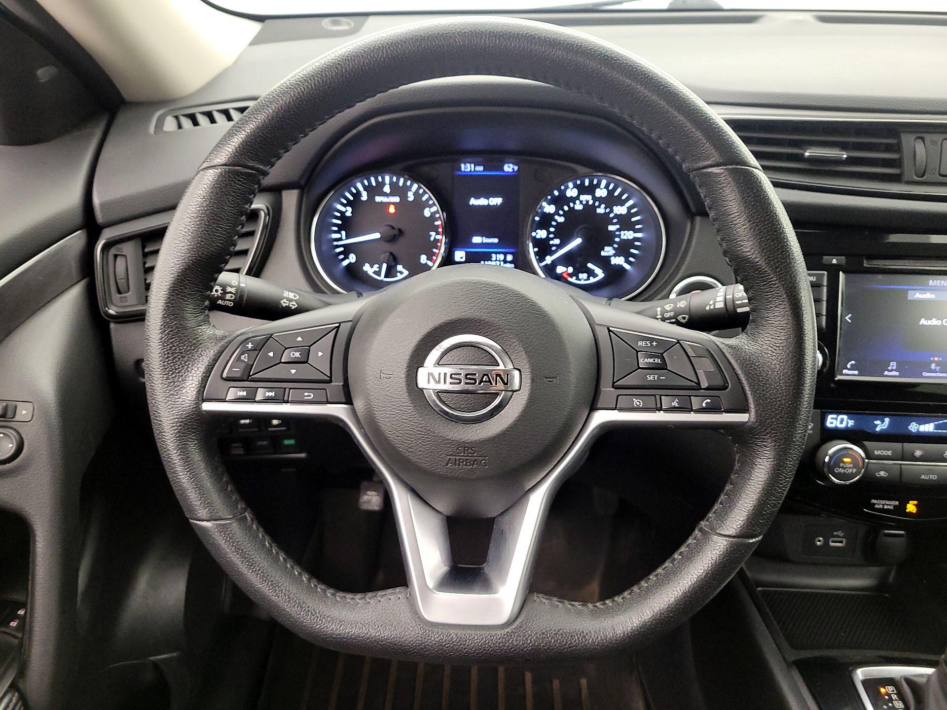Thumbnail: 2019 Nissan Rogue - 10