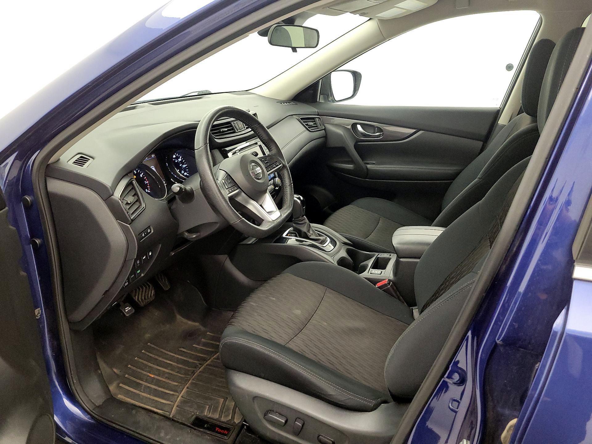 Thumbnail: 2019 Nissan Rogue - 11