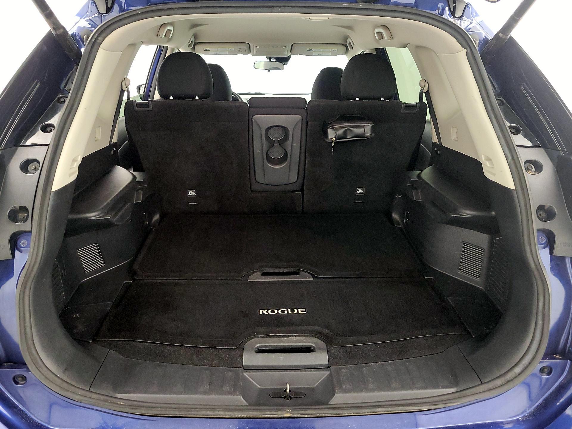 Thumbnail: 2019 Nissan Rogue - 20