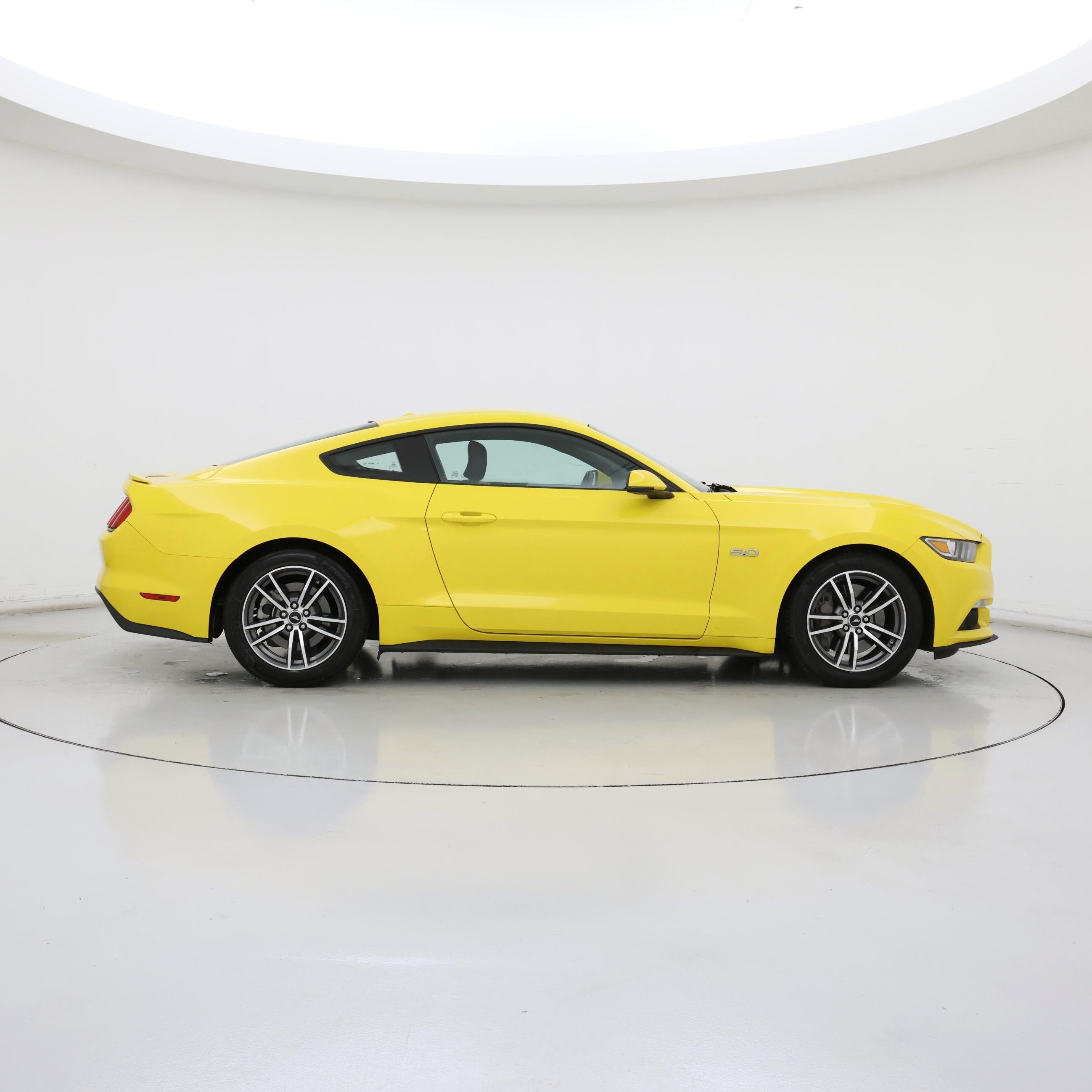 Thumbnail: 2016 Ford Mustang - 7