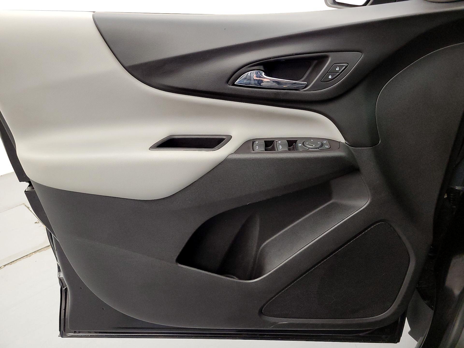 Thumbnail: 2020 Chevrolet Equinox - 12