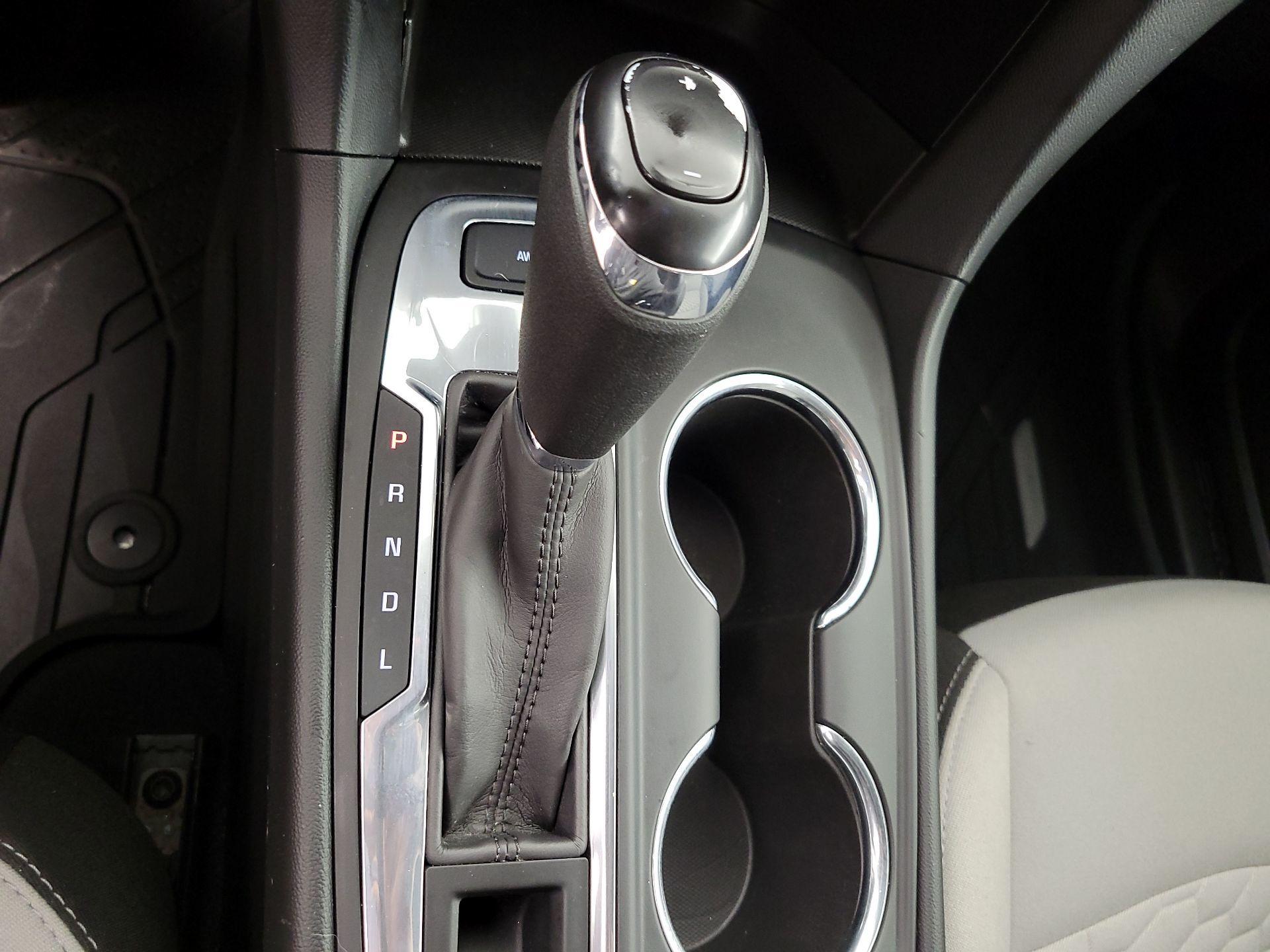 Thumbnail: 2020 Chevrolet Equinox - 17