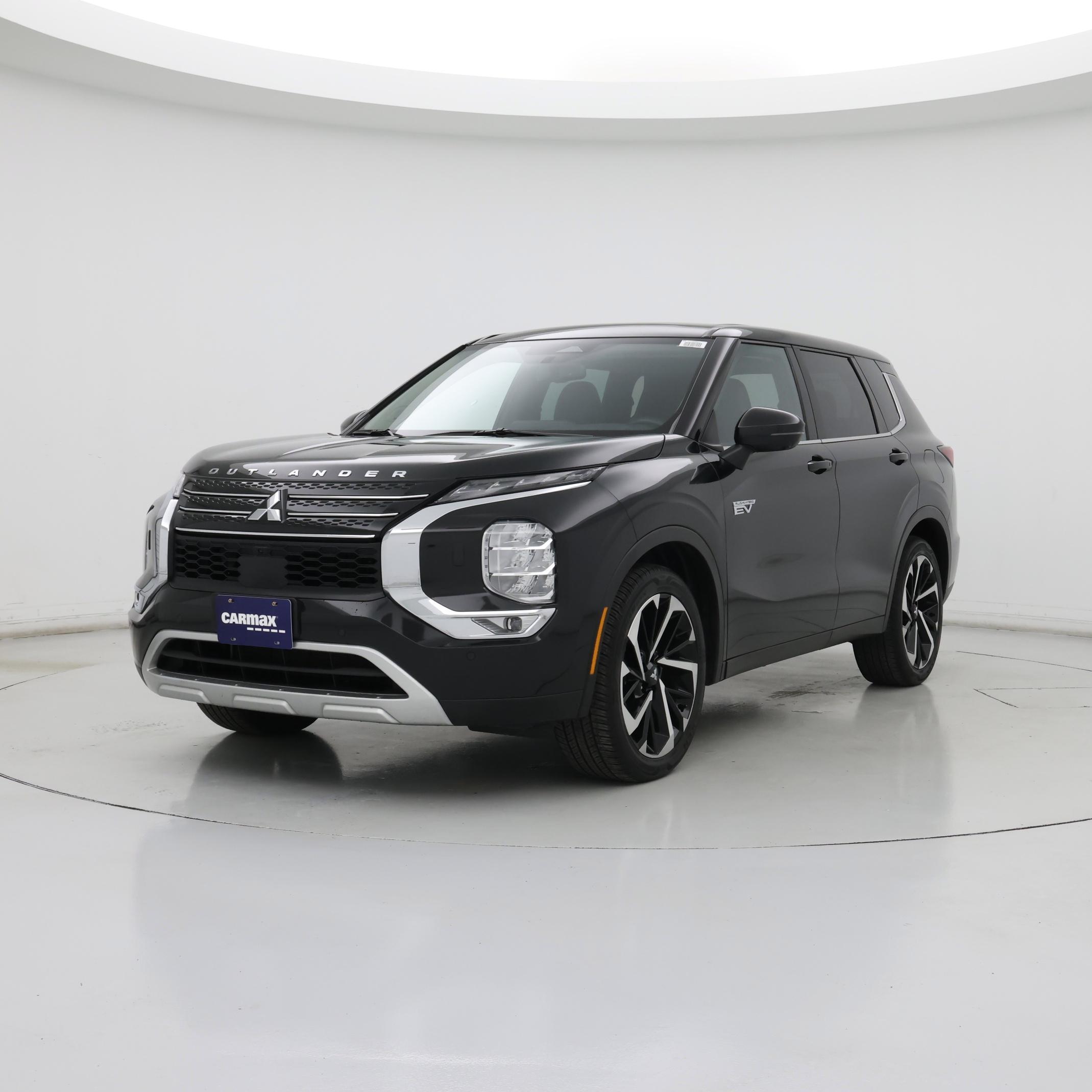 Thumbnail: 2023 Mitsubishi Outlander - 4