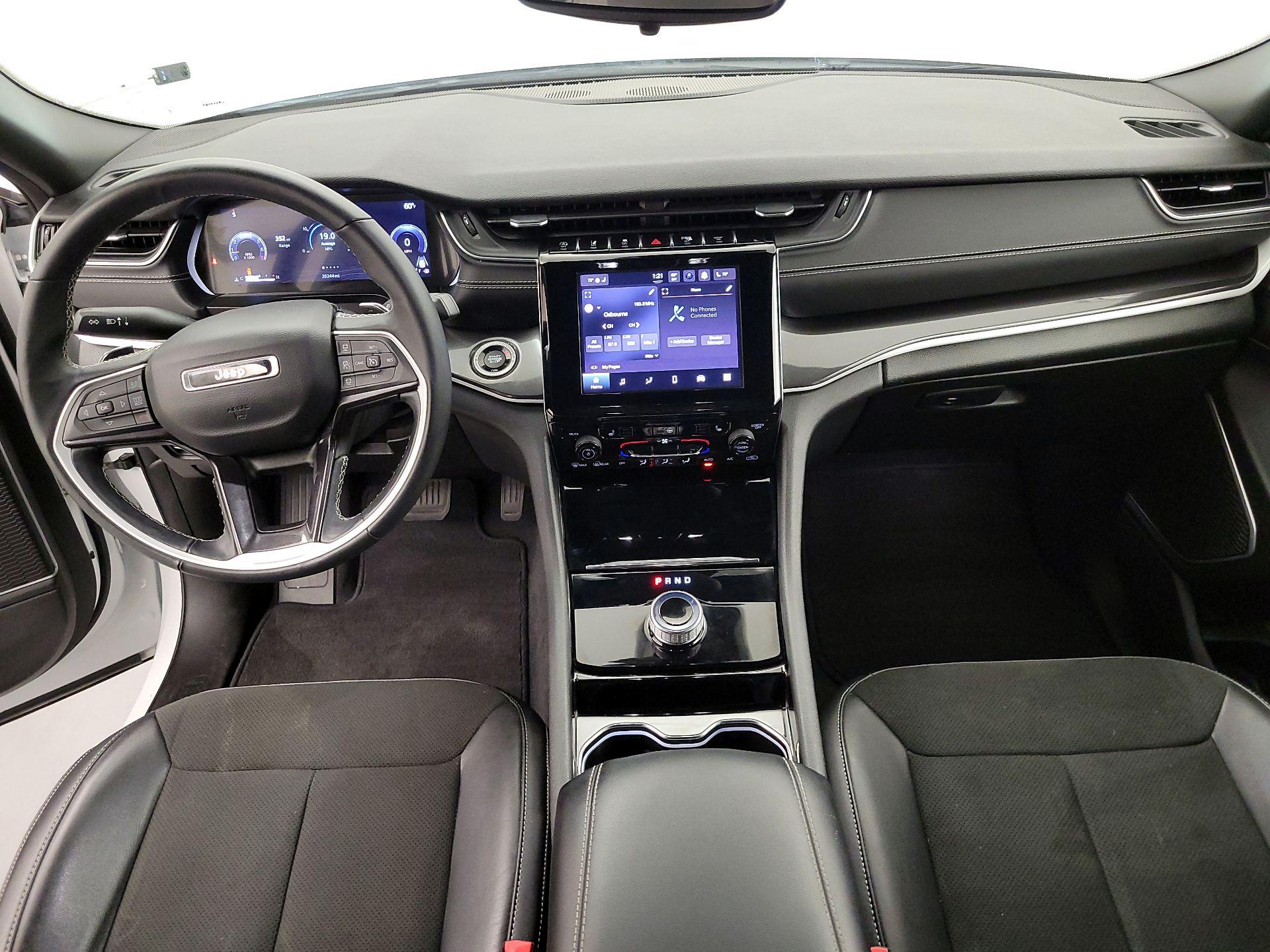 Thumbnail: 2022 Jeep Grand Cherokee - 9