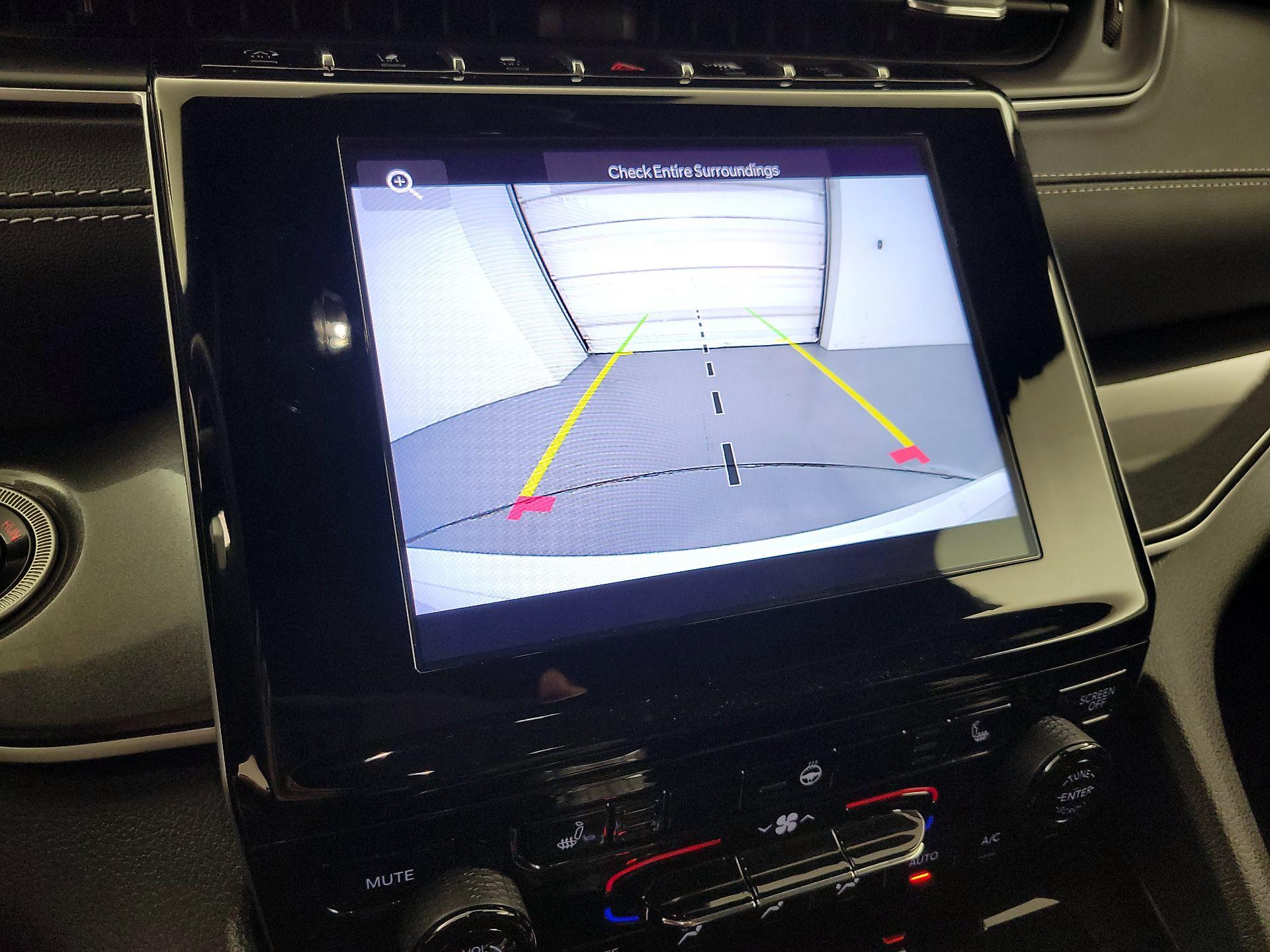 Thumbnail: 2022 Jeep Grand Cherokee - 14