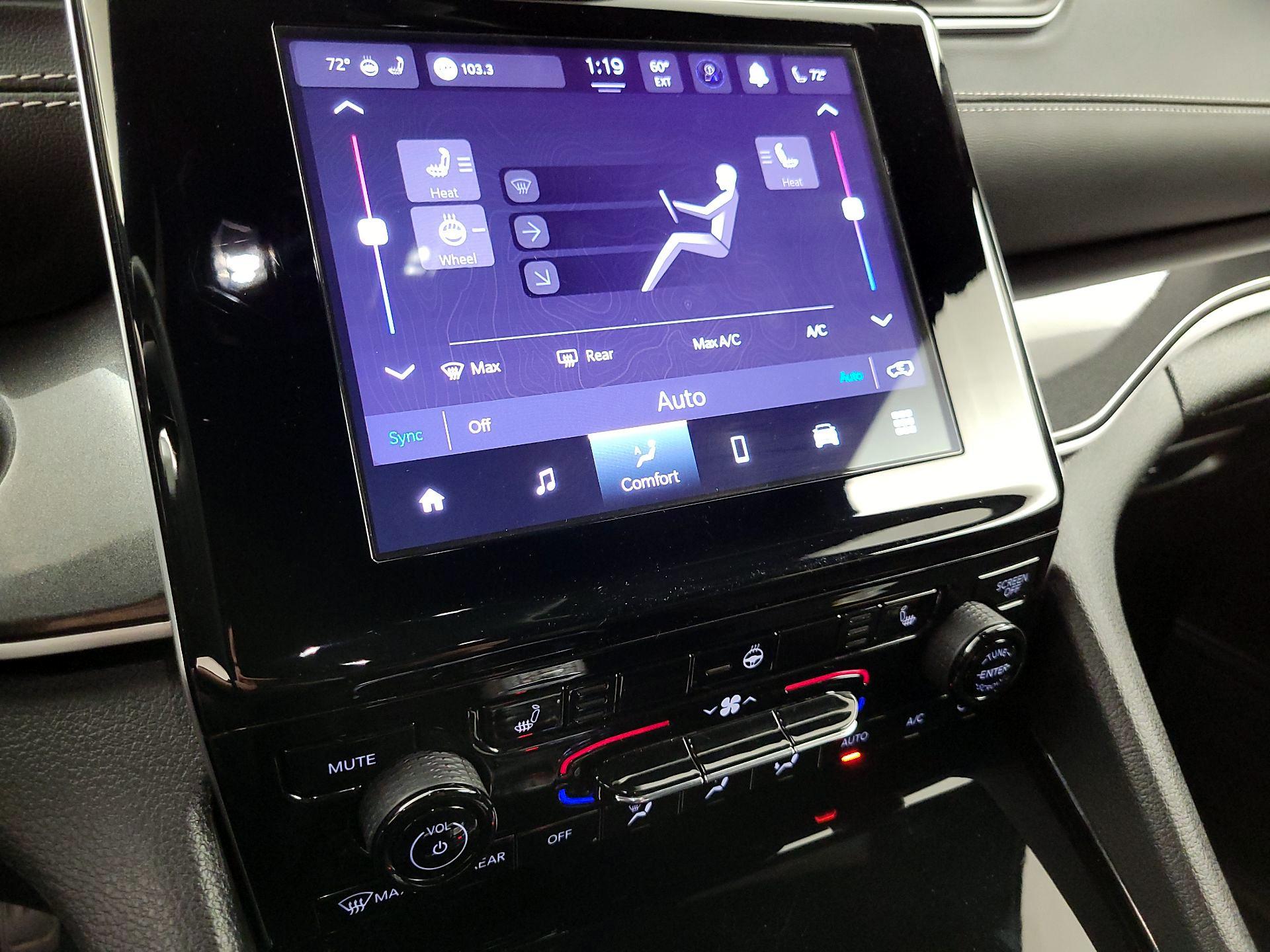 Thumbnail: 2022 Jeep Grand Cherokee - 16