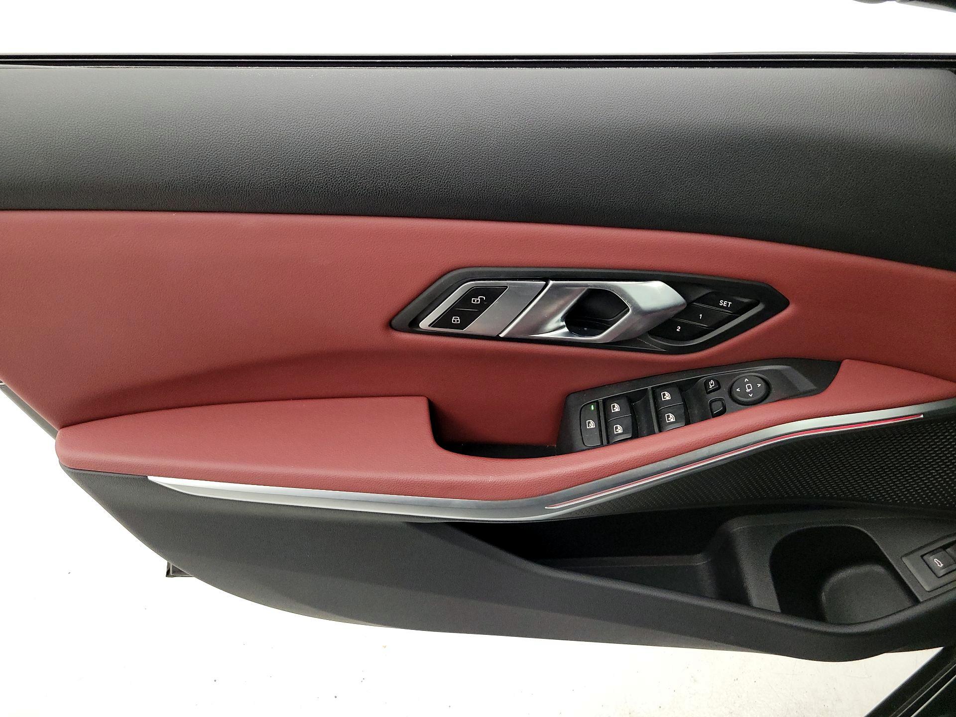 Thumbnail: 2022 BMW 3 Series - 12