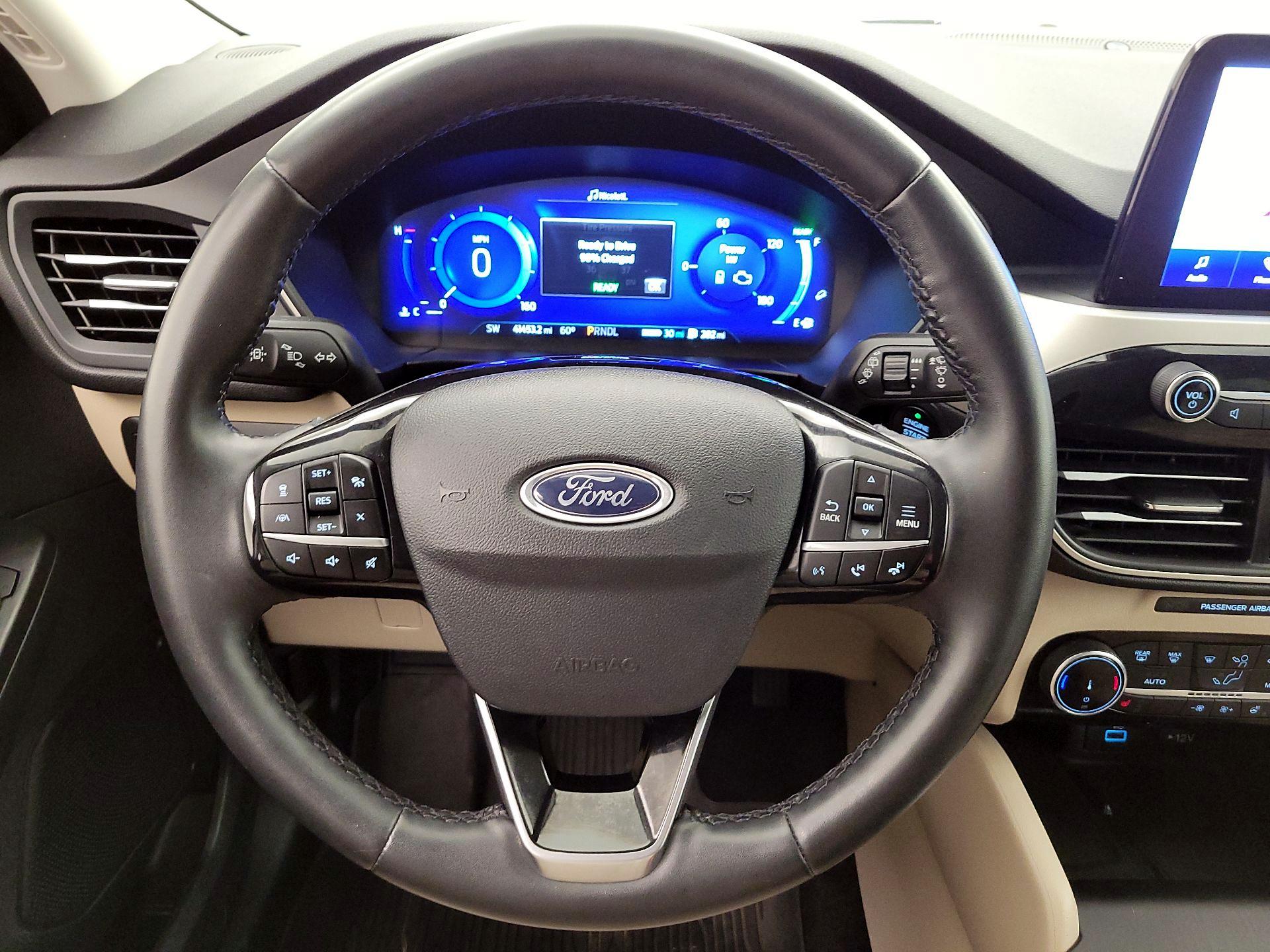 Thumbnail: 2022 Ford Escape - 10