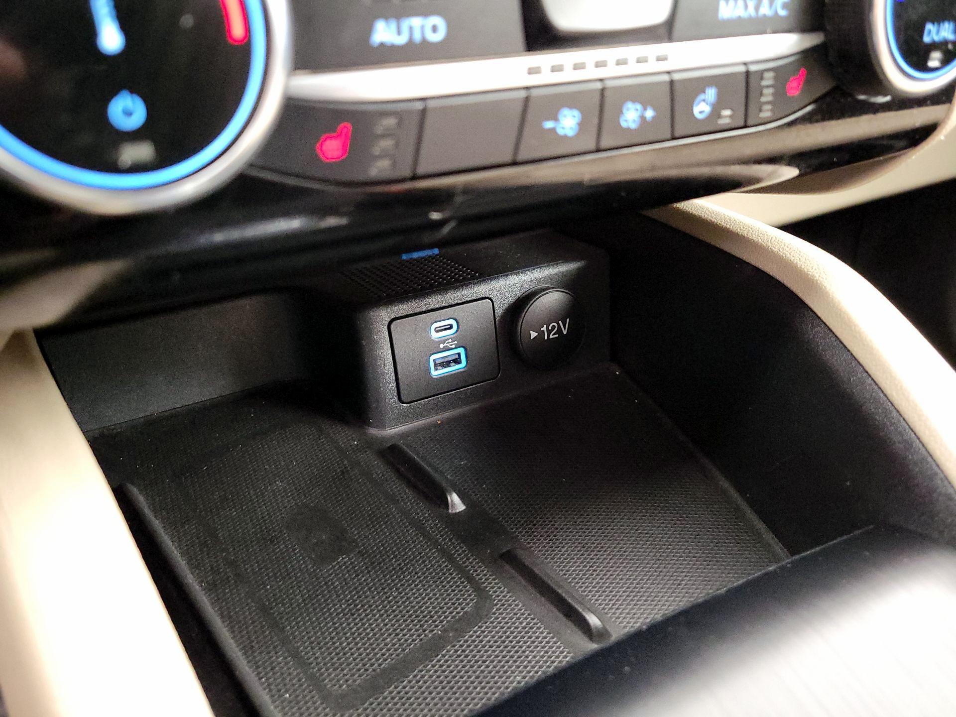 Thumbnail: 2022 Ford Escape - 19