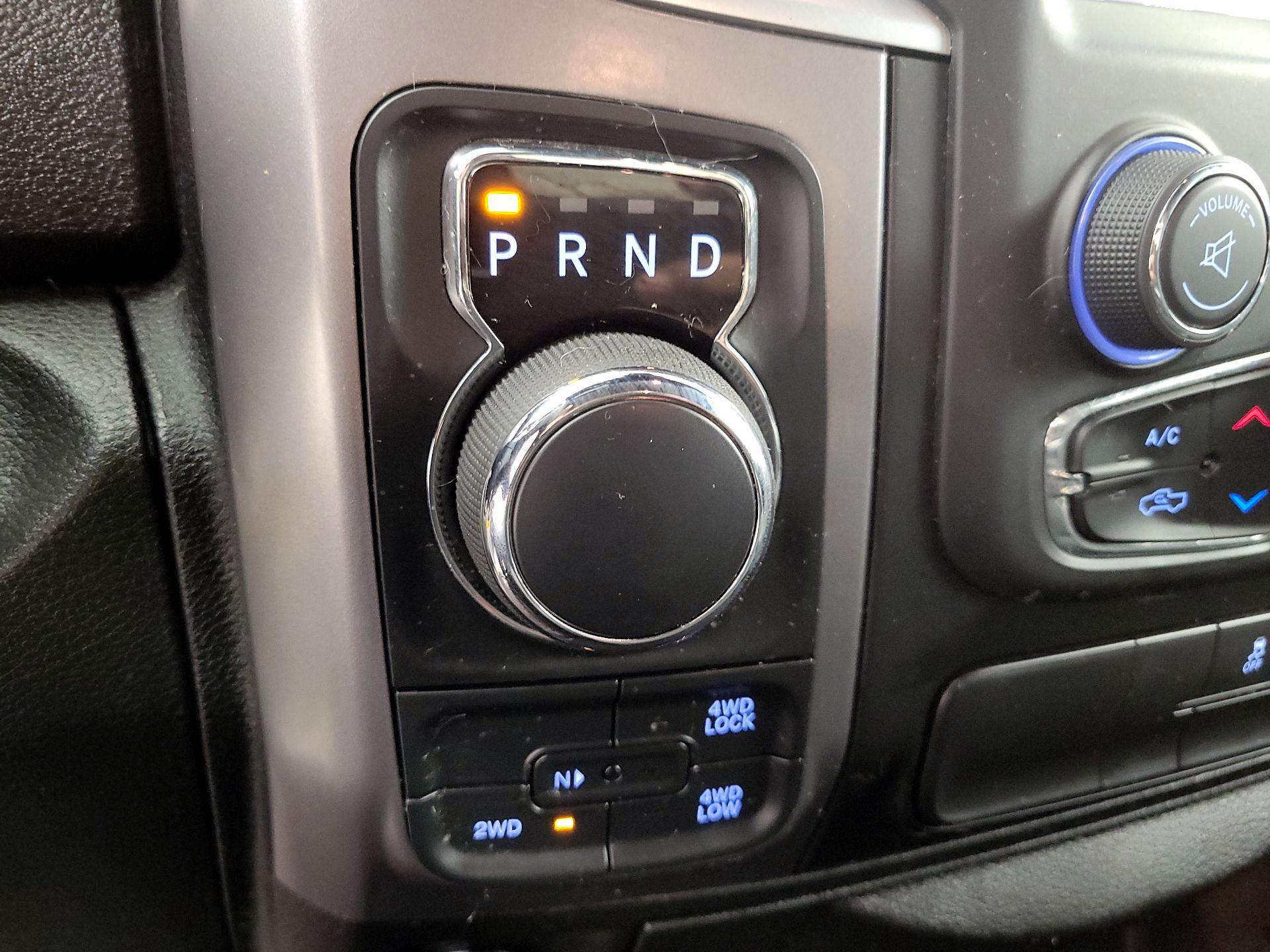 Thumbnail: 2021 RAM 1500 Classic - 16