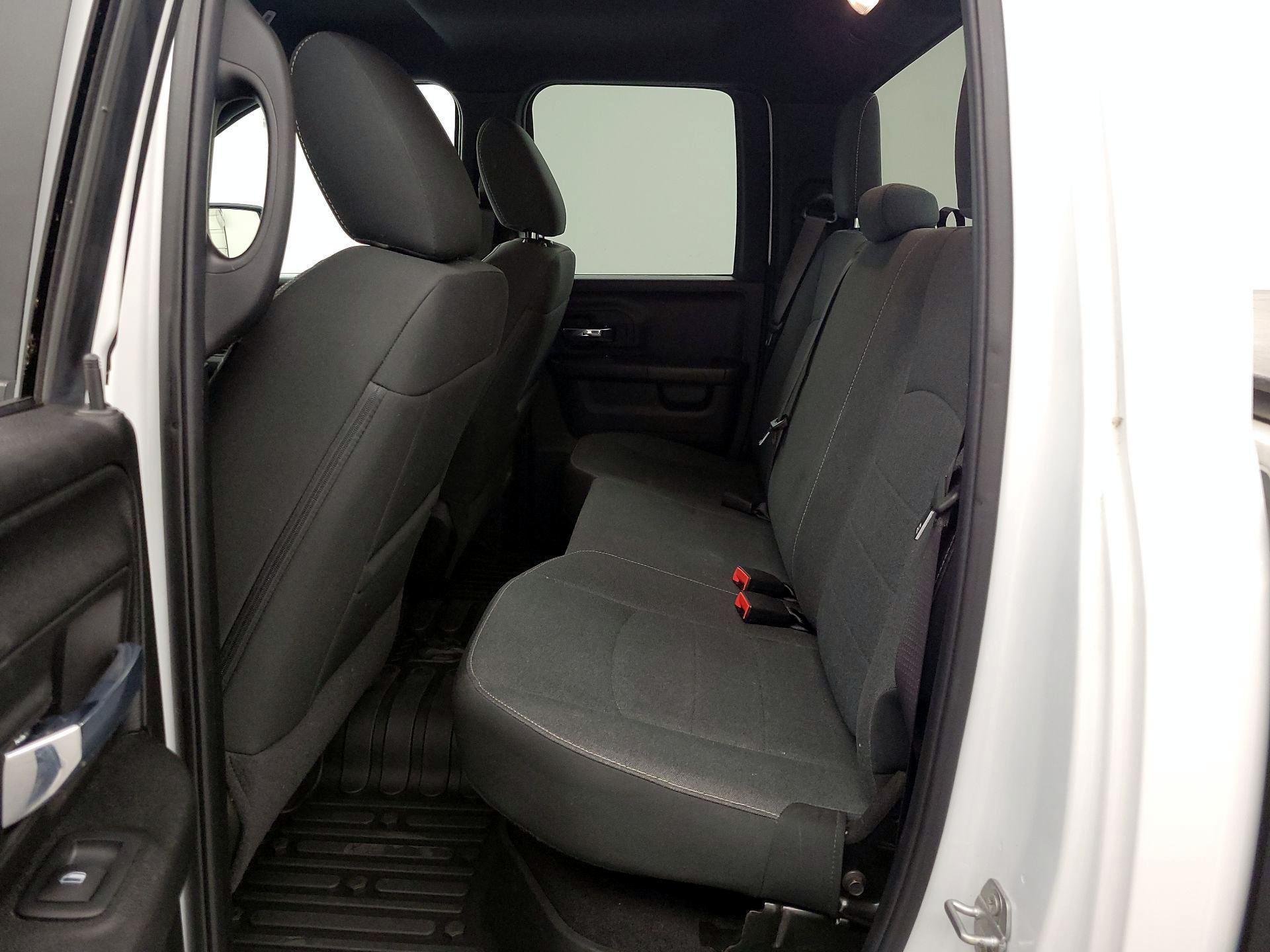 Thumbnail: 2021 RAM 1500 Classic - 18