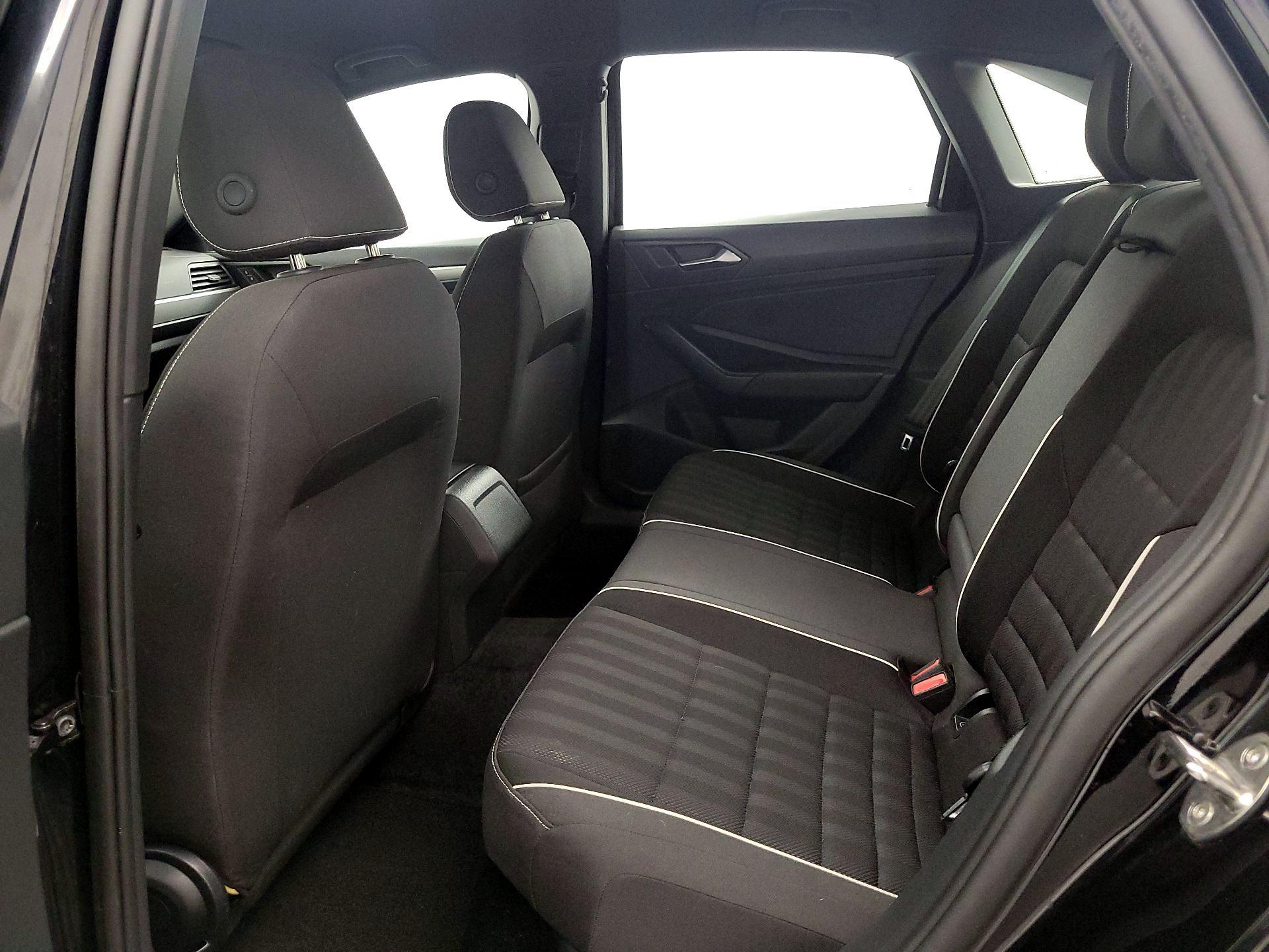 Thumbnail: 2024 Volkswagen Jetta - 19