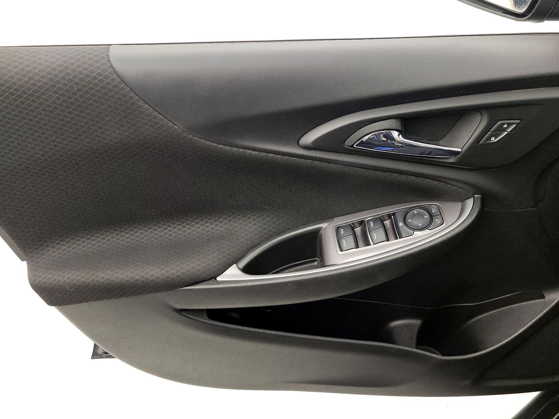 Thumbnail: 2023 Chevrolet Malibu - 12