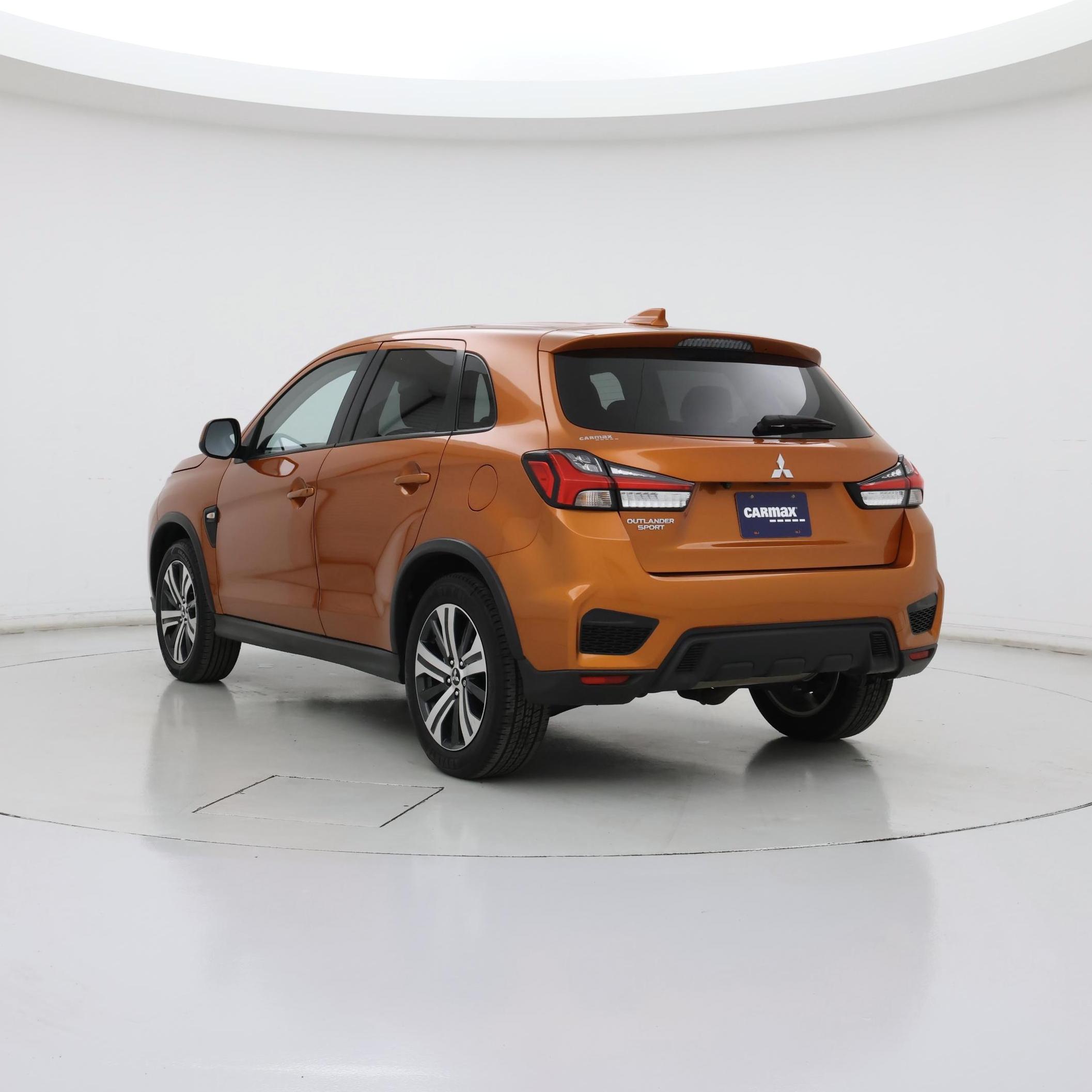 Thumbnail: 2023 Mitsubishi Outlander Sport - 2