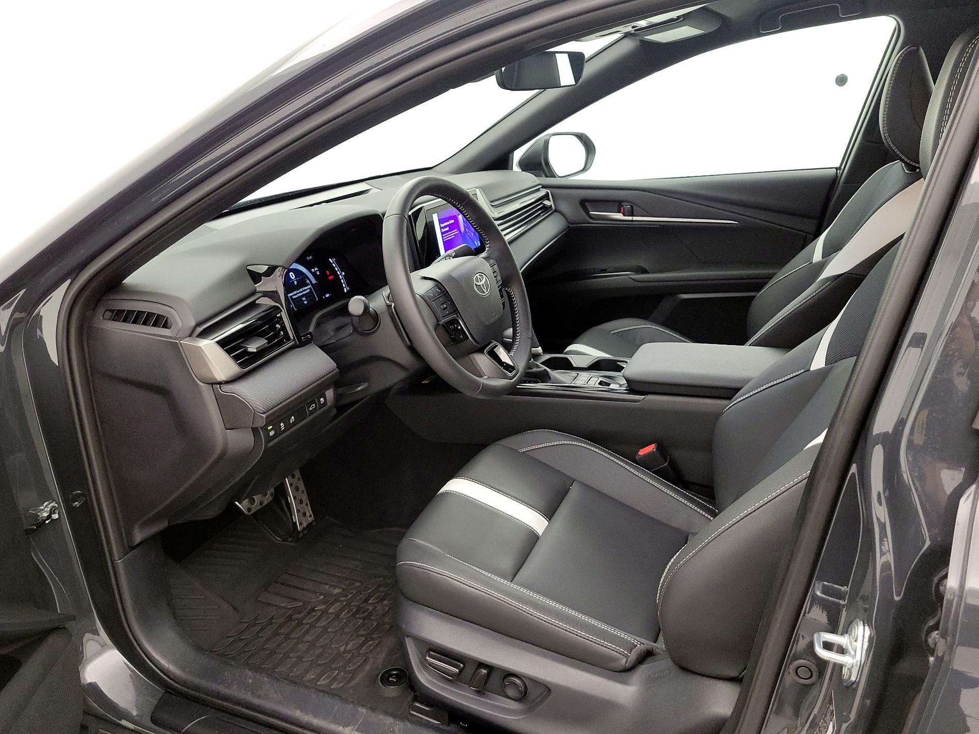 Thumbnail: 2025 Toyota Camry - 11