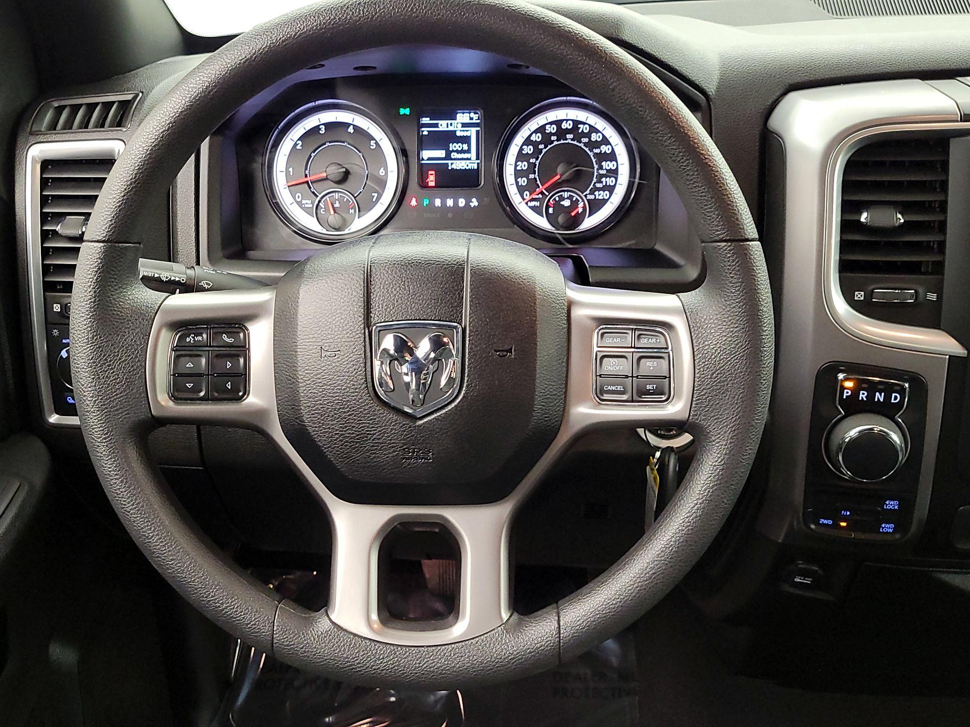 Thumbnail: 2022 RAM 1500 Classic - 10