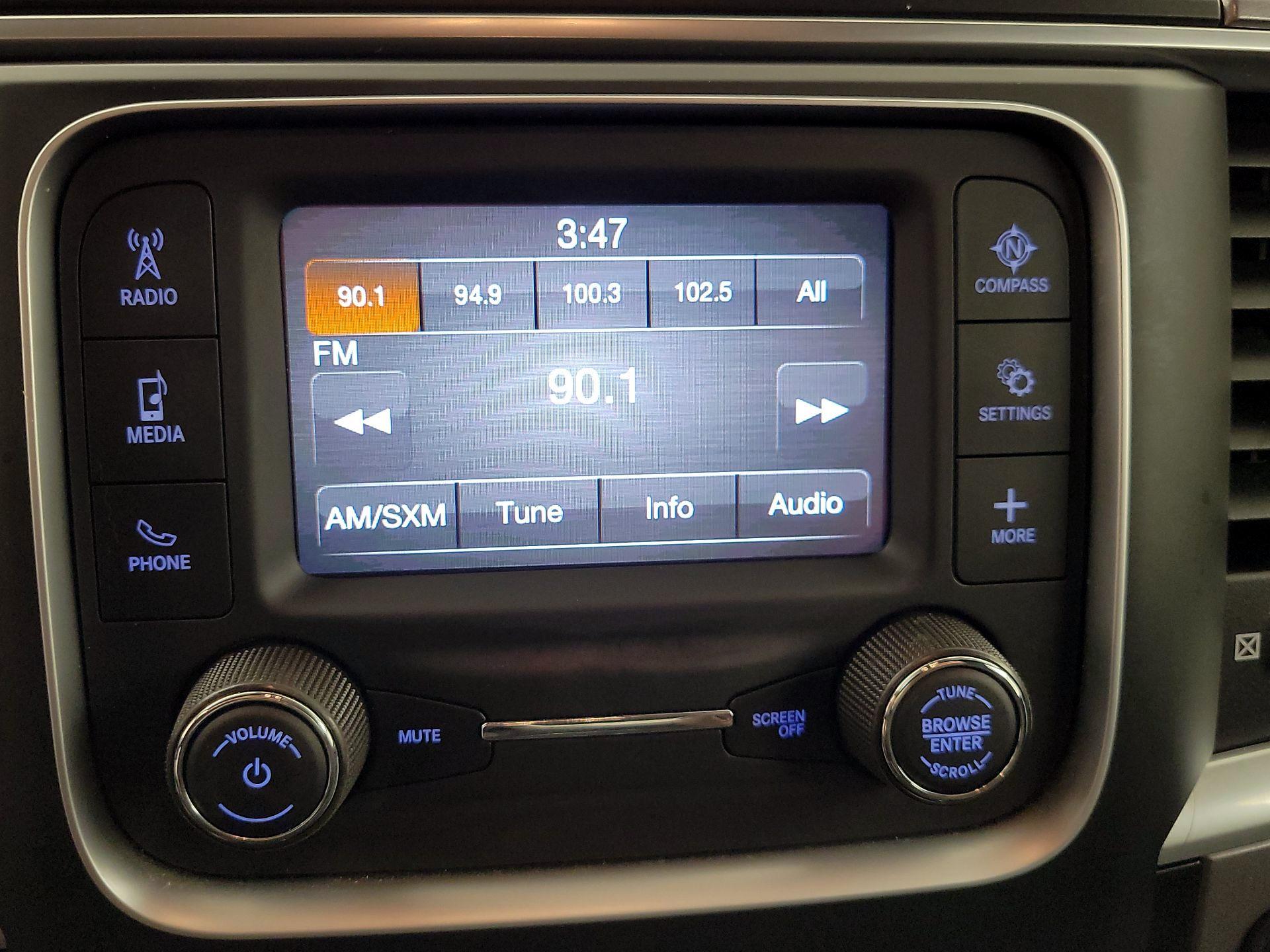 Thumbnail: 2022 RAM 1500 Classic - 15