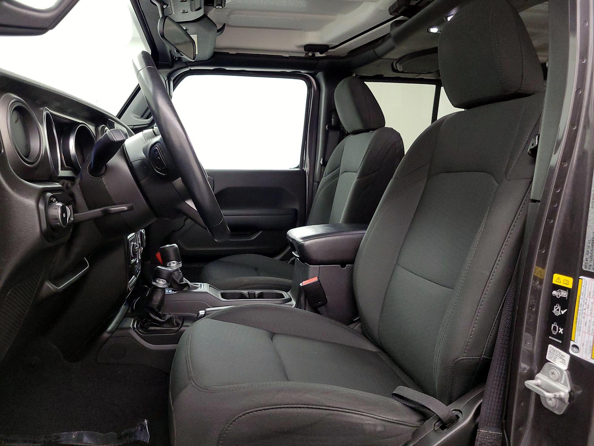 Thumbnail: 2021 Jeep Wrangler - 11