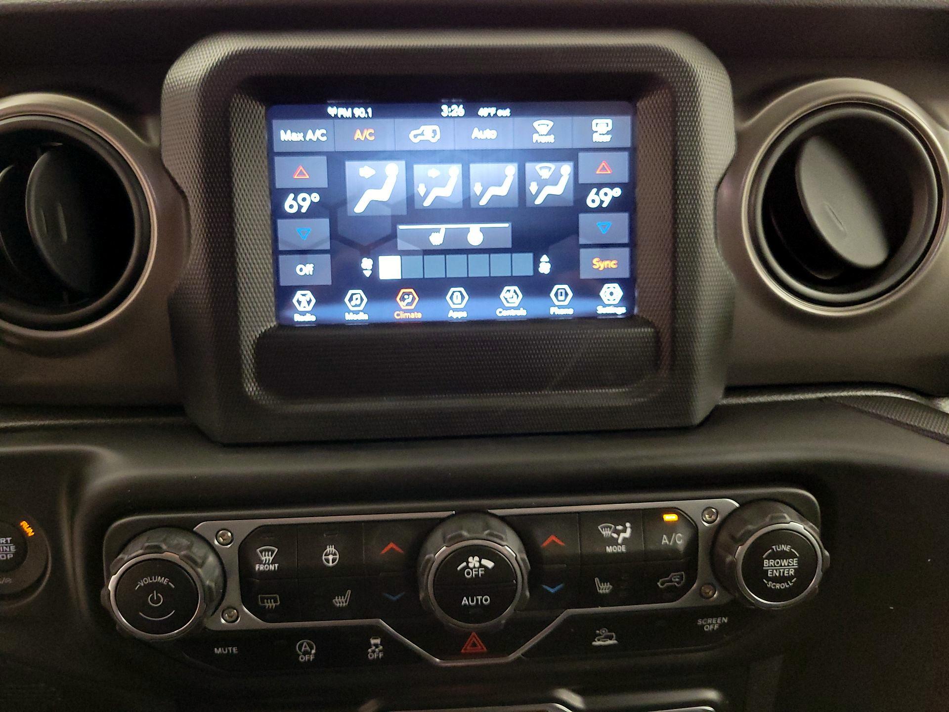 Thumbnail: 2021 Jeep Wrangler - 16