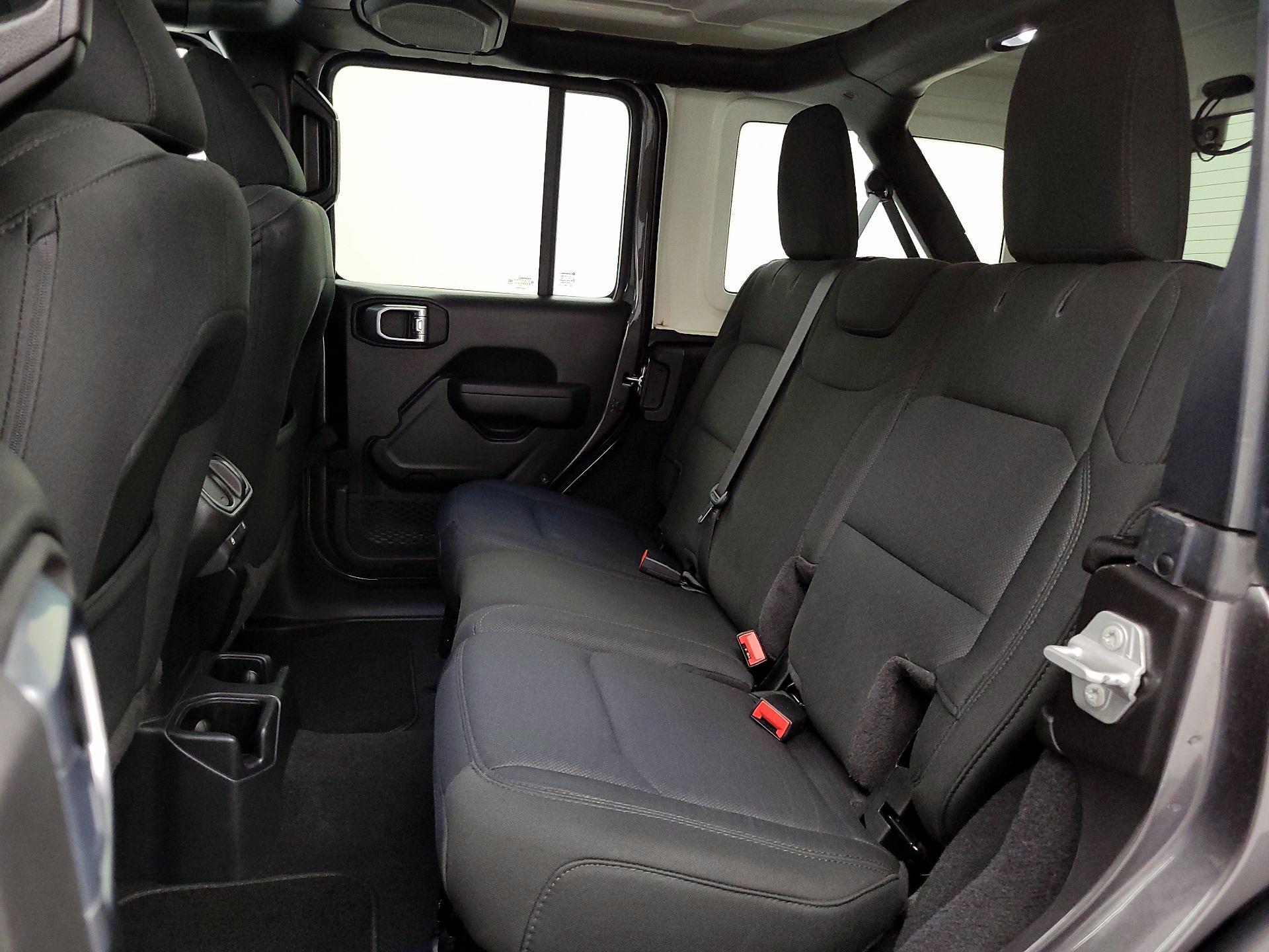 Thumbnail: 2021 Jeep Wrangler - 19