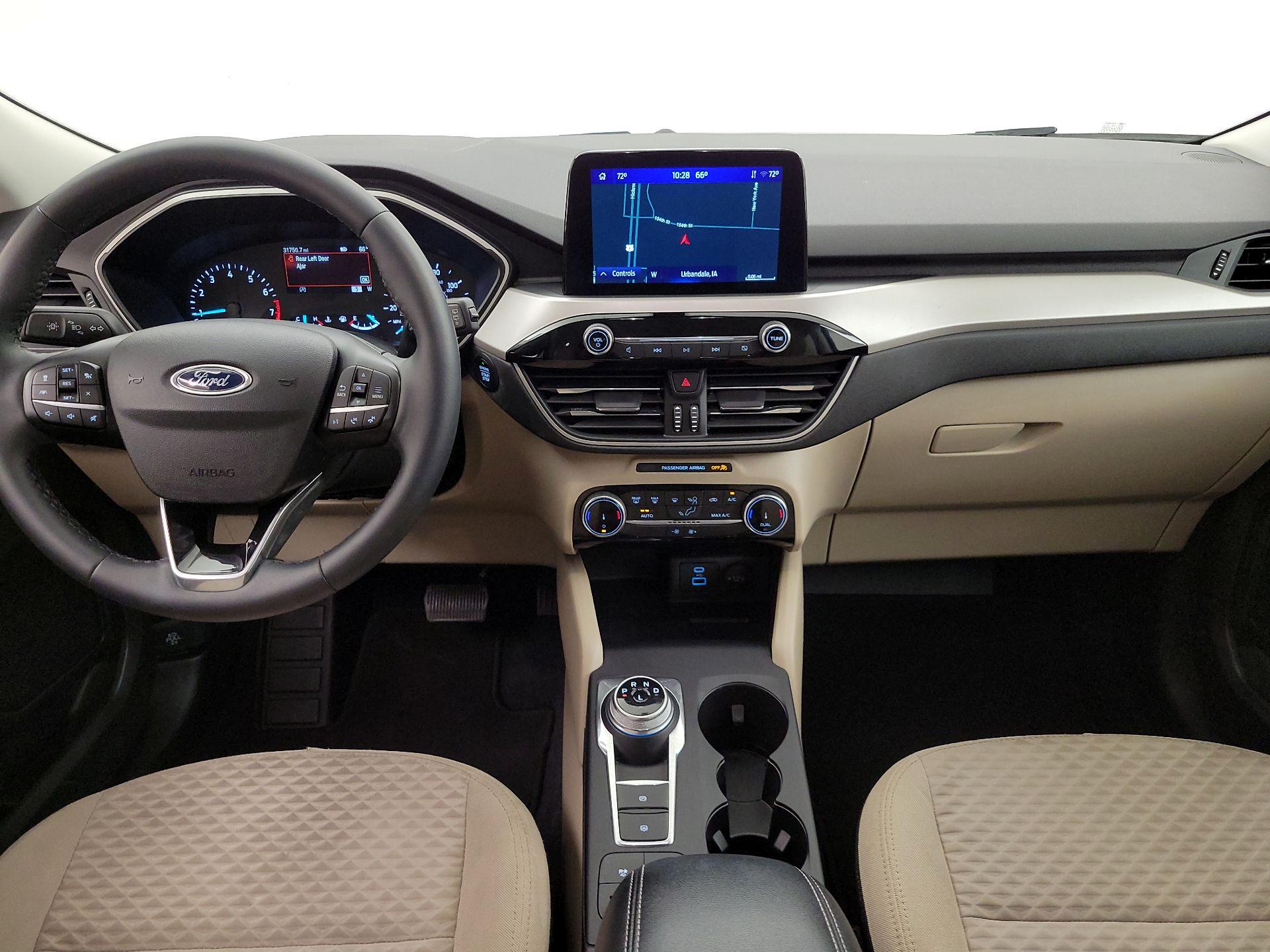 Thumbnail: 2022 Ford Escape - 9