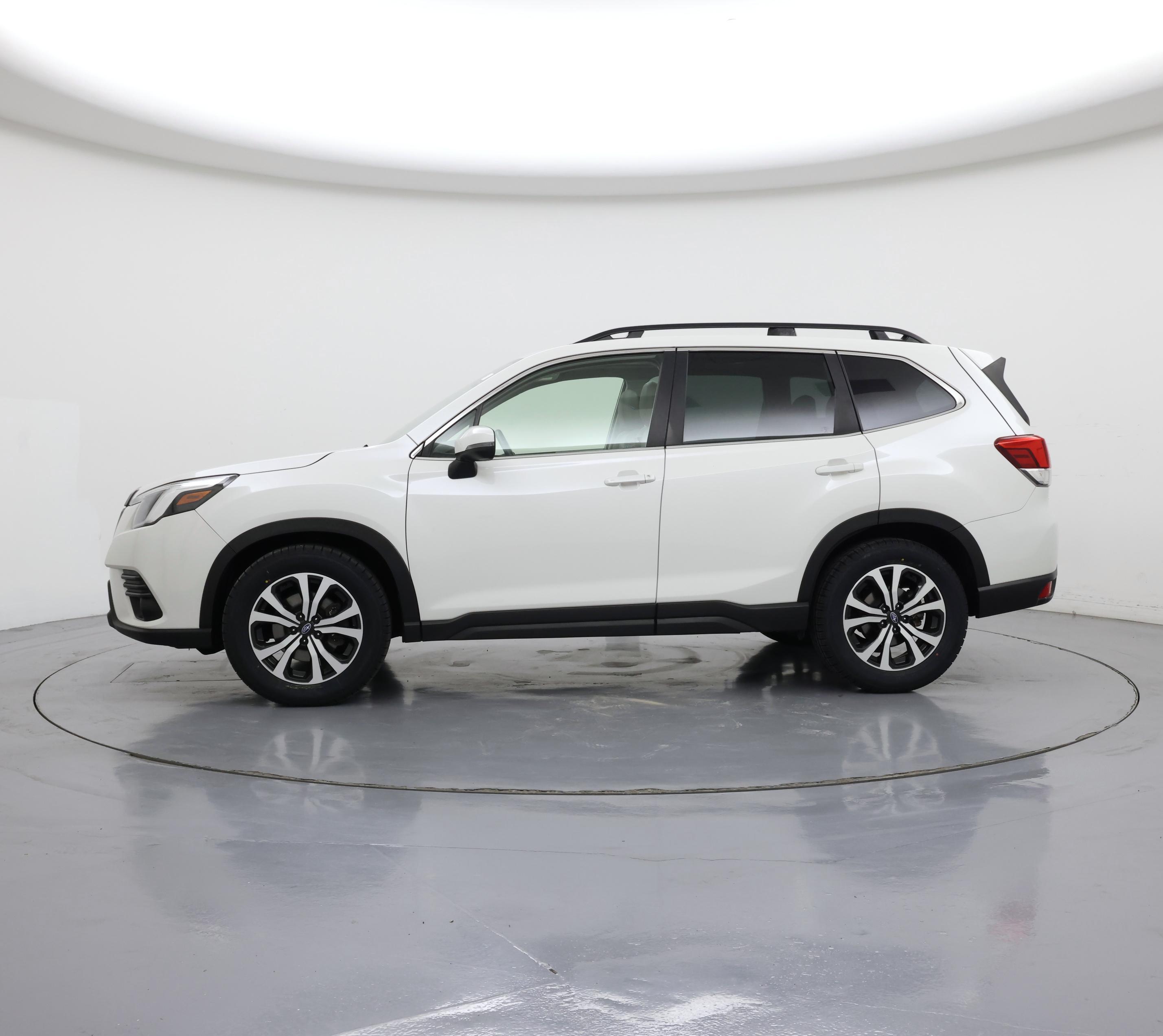Thumbnail: 2022 Subaru Forester - 3