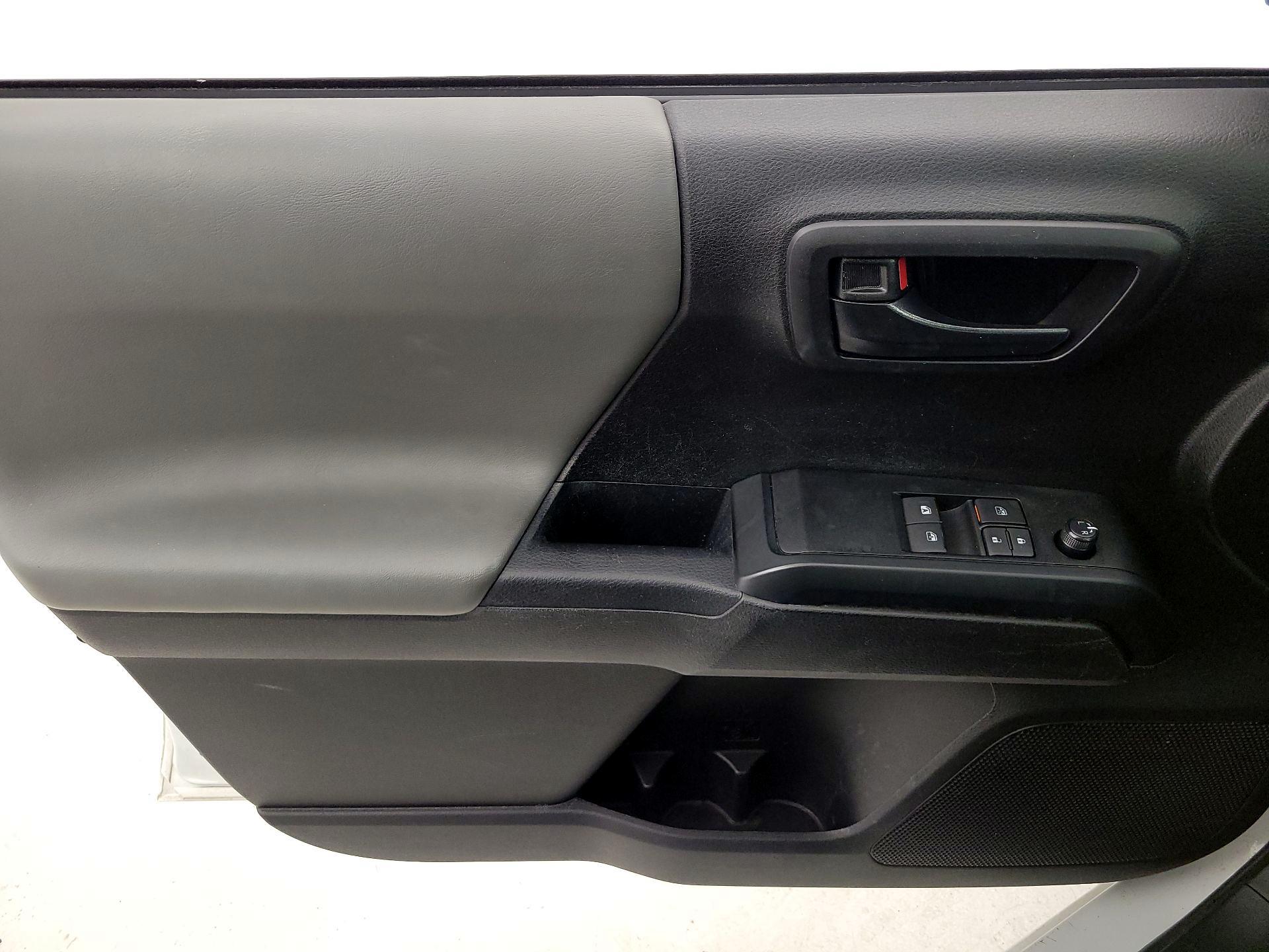 Thumbnail: 2023 Toyota Tacoma - 12