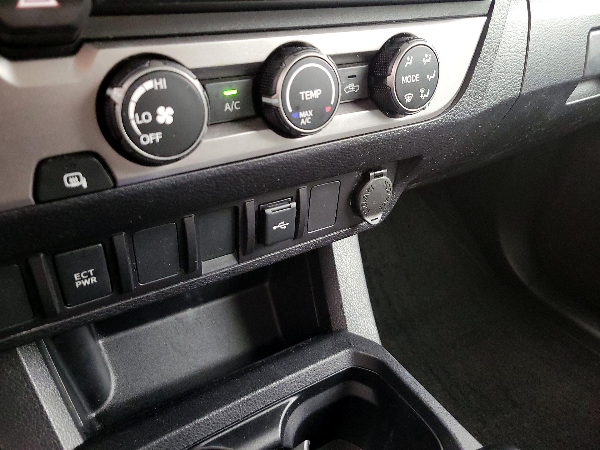 Thumbnail: 2023 Toyota Tacoma - 19