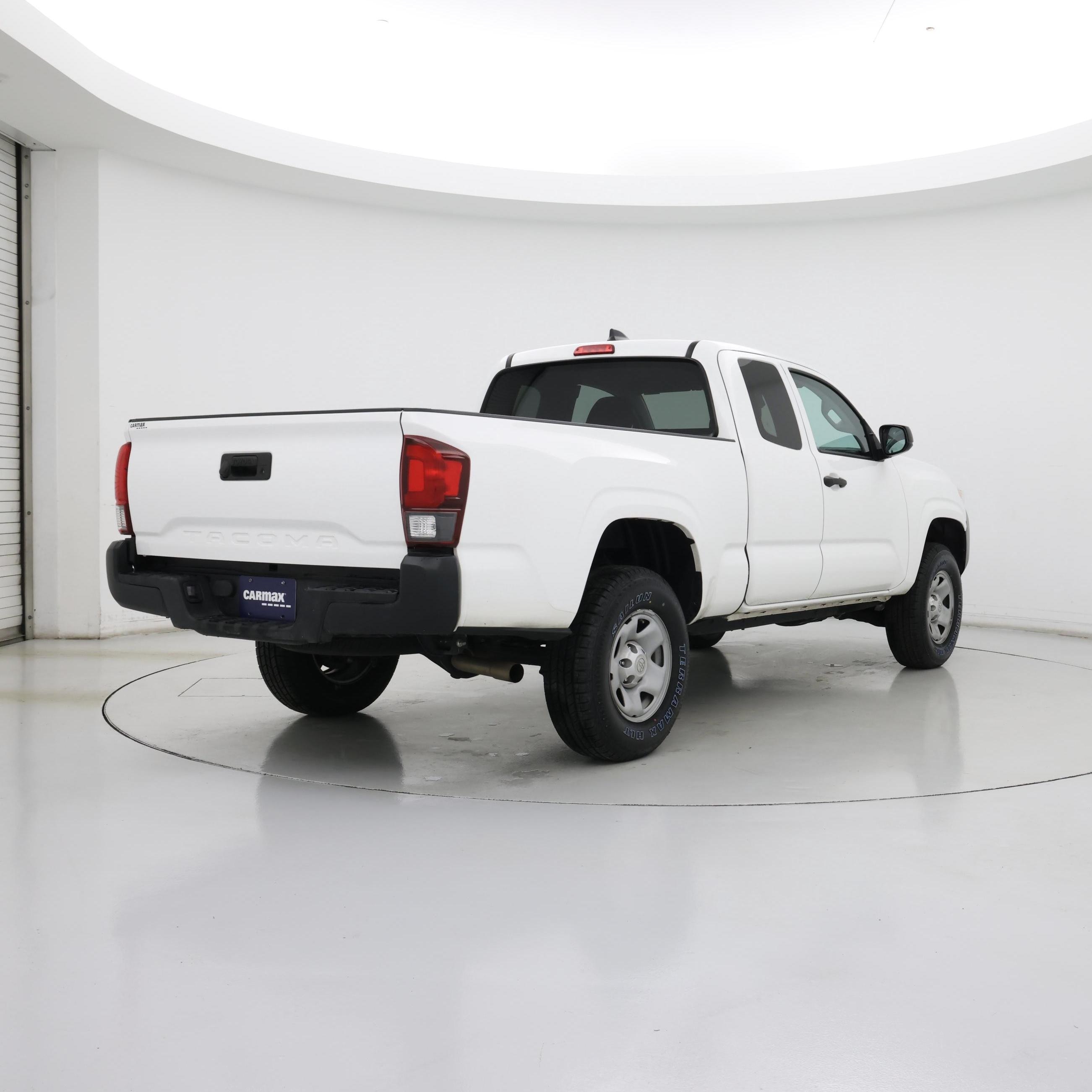 Thumbnail: 2023 Toyota Tacoma - 8