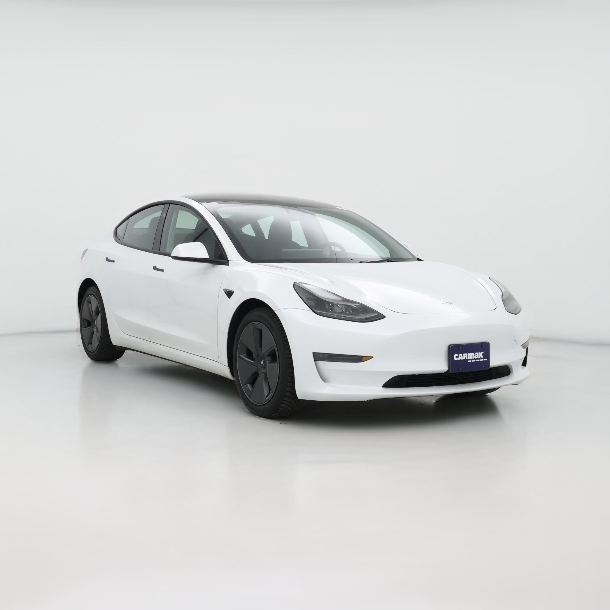 Thumbnail: 2023 Tesla Model 3 - 1