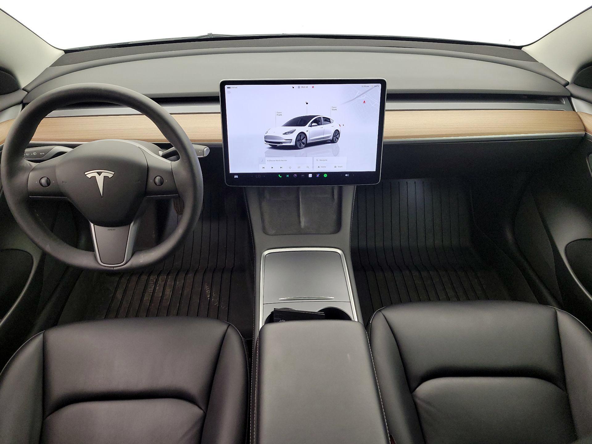 Thumbnail: 2023 Tesla Model 3 - 9