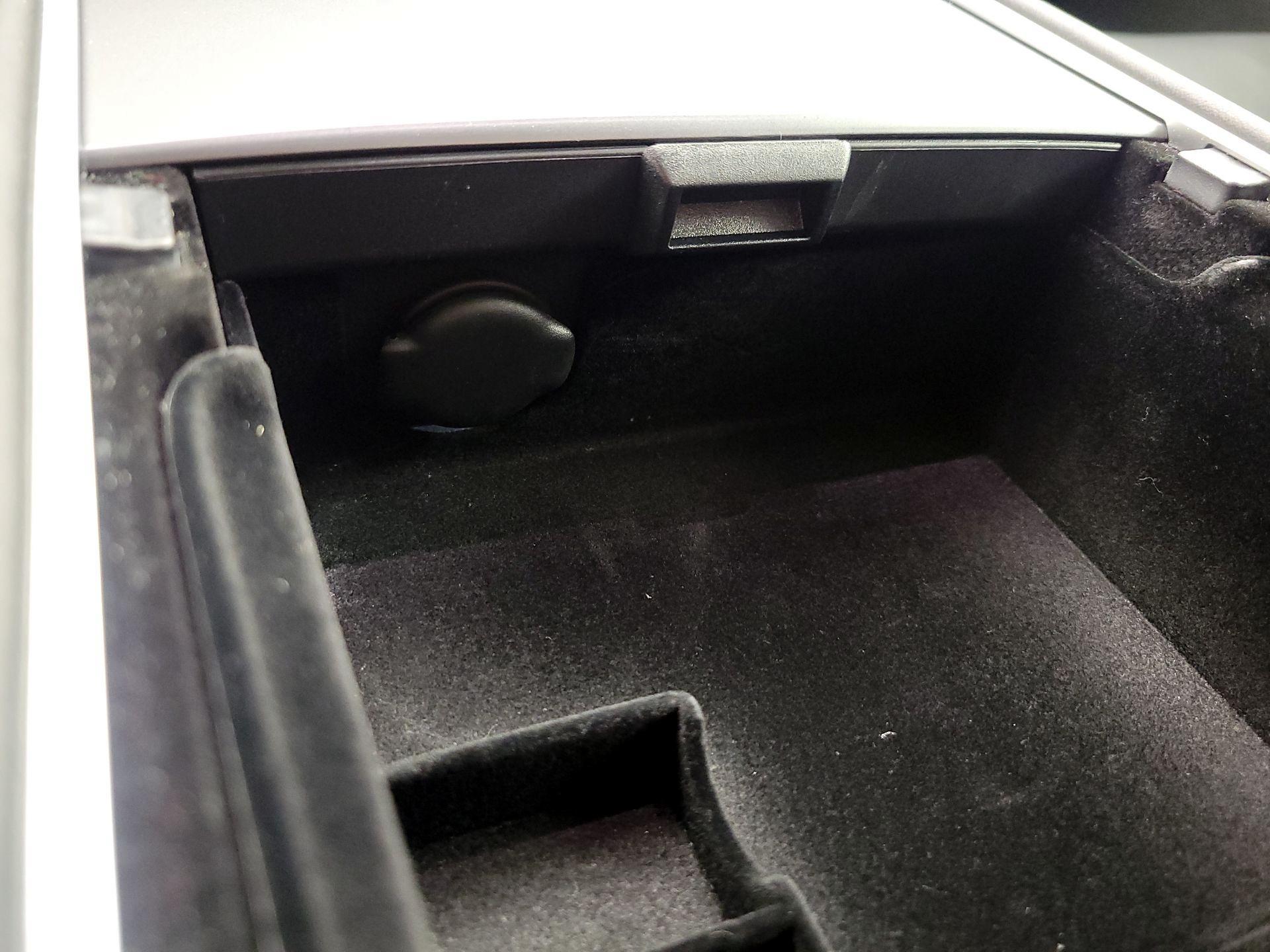 Thumbnail: 2023 Tesla Model 3 - 18