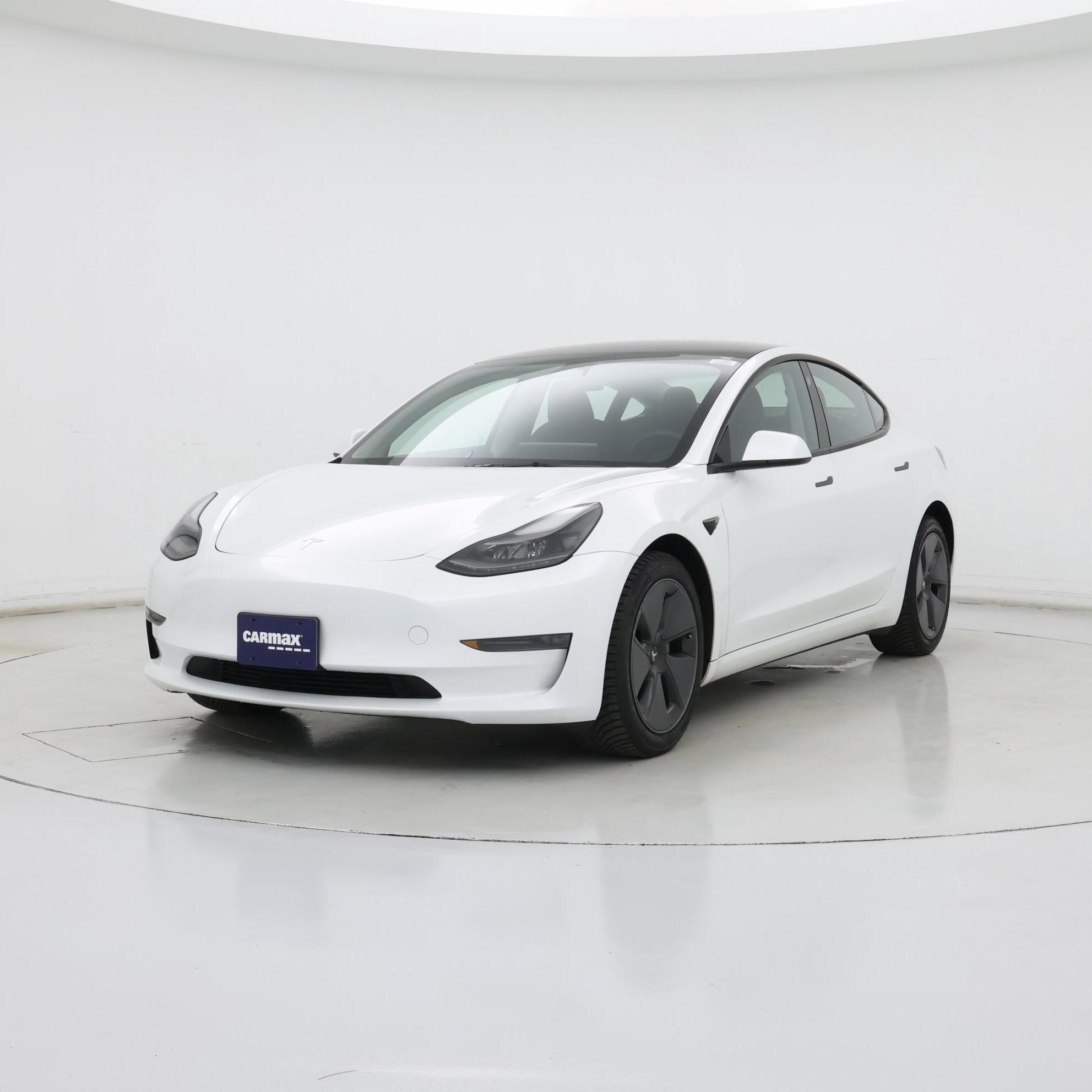 Thumbnail: 2023 Tesla Model 3 - 4