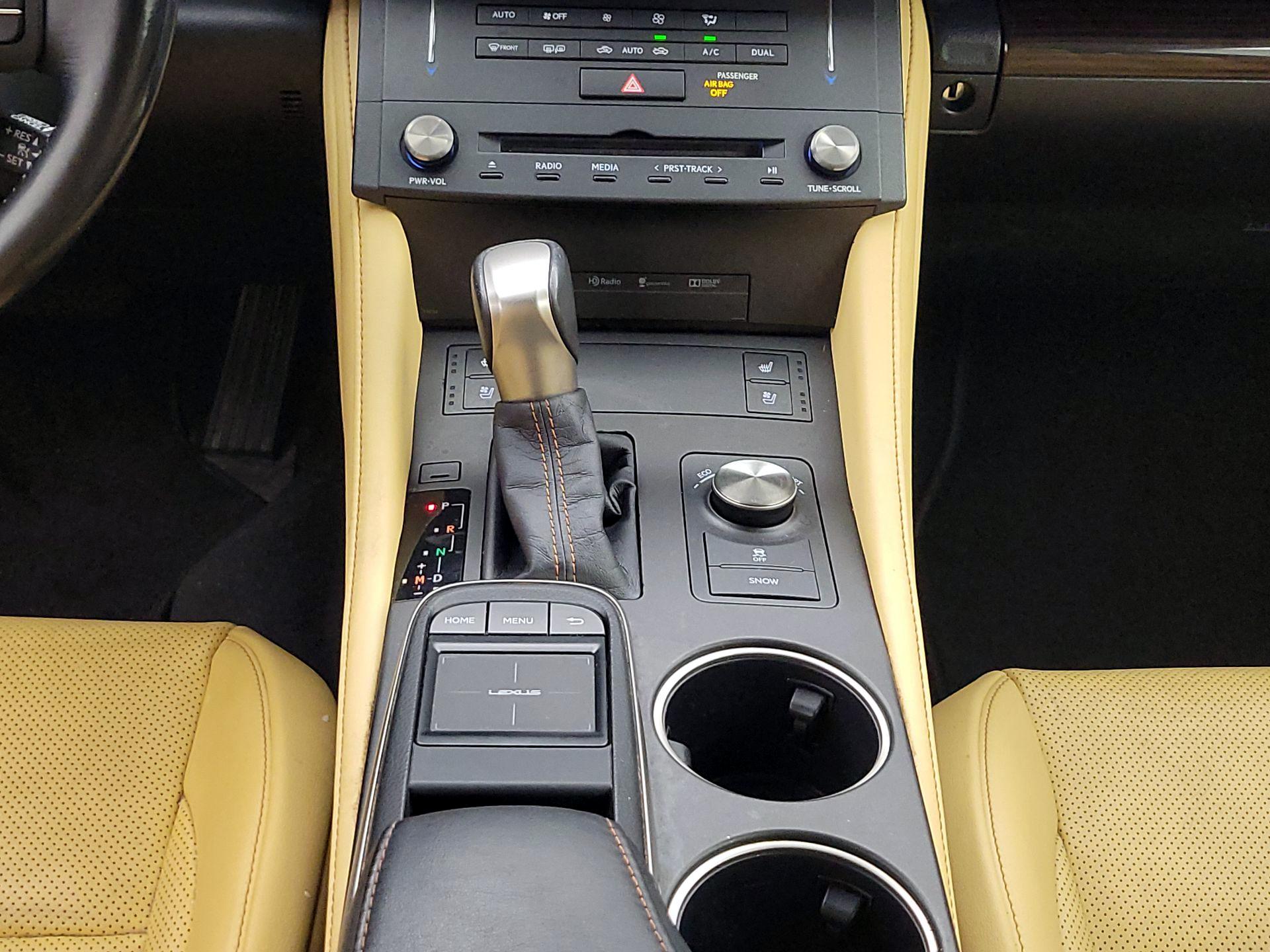 Thumbnail: 2015 Lexus RC - 18