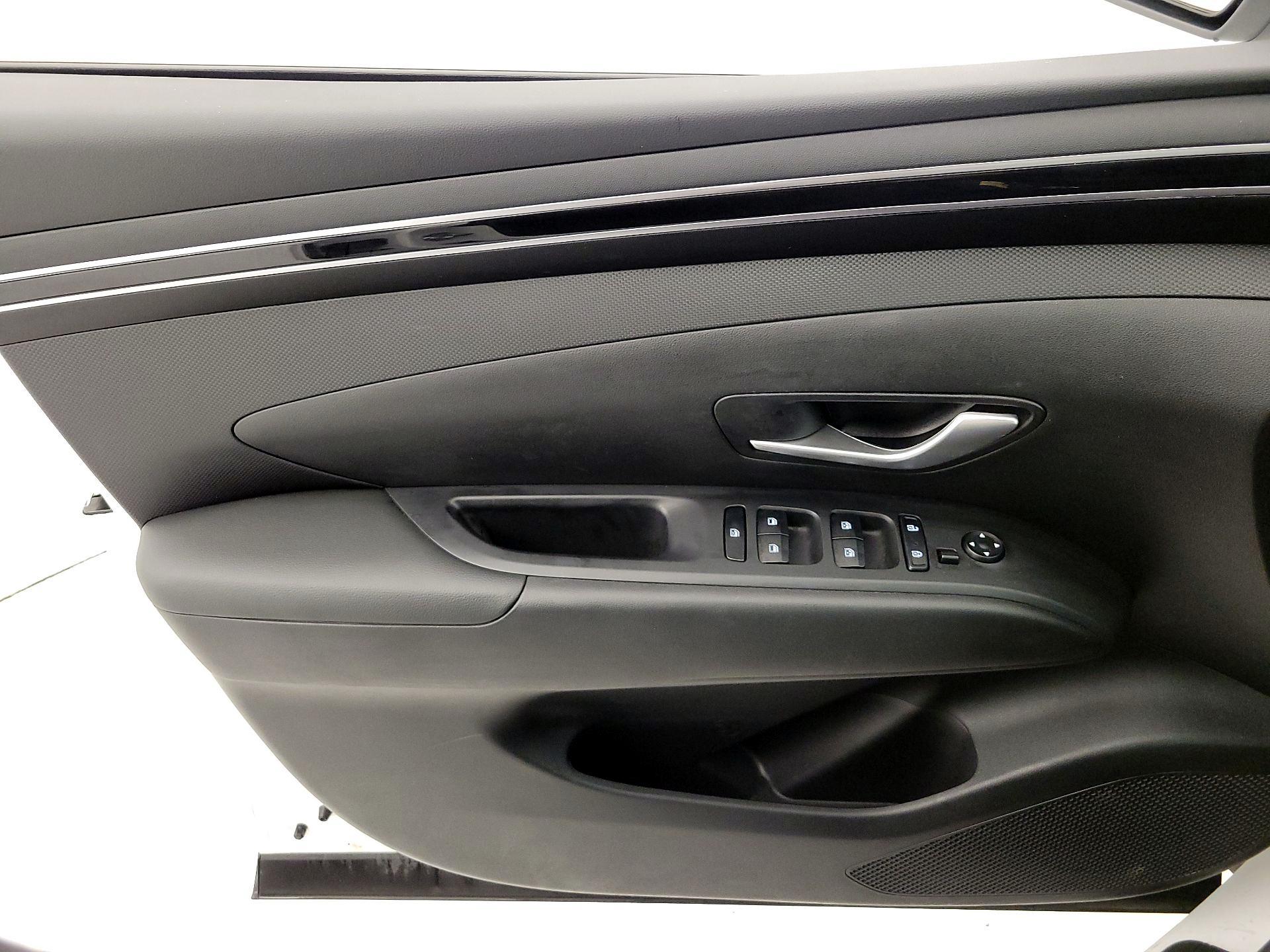 Thumbnail: 2023 Hyundai Tucson - 12