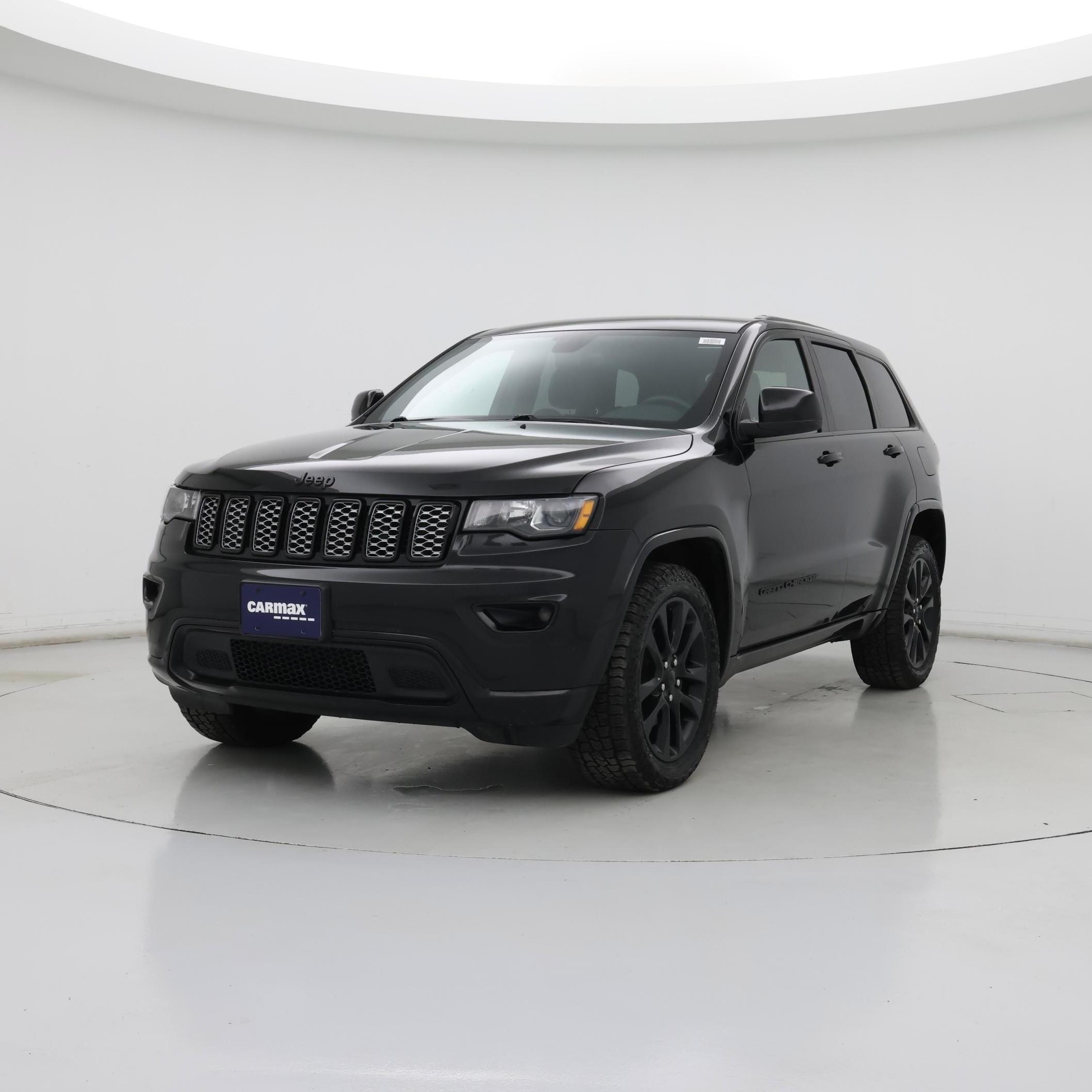 Thumbnail: 2017 Jeep Grand Cherokee - 4