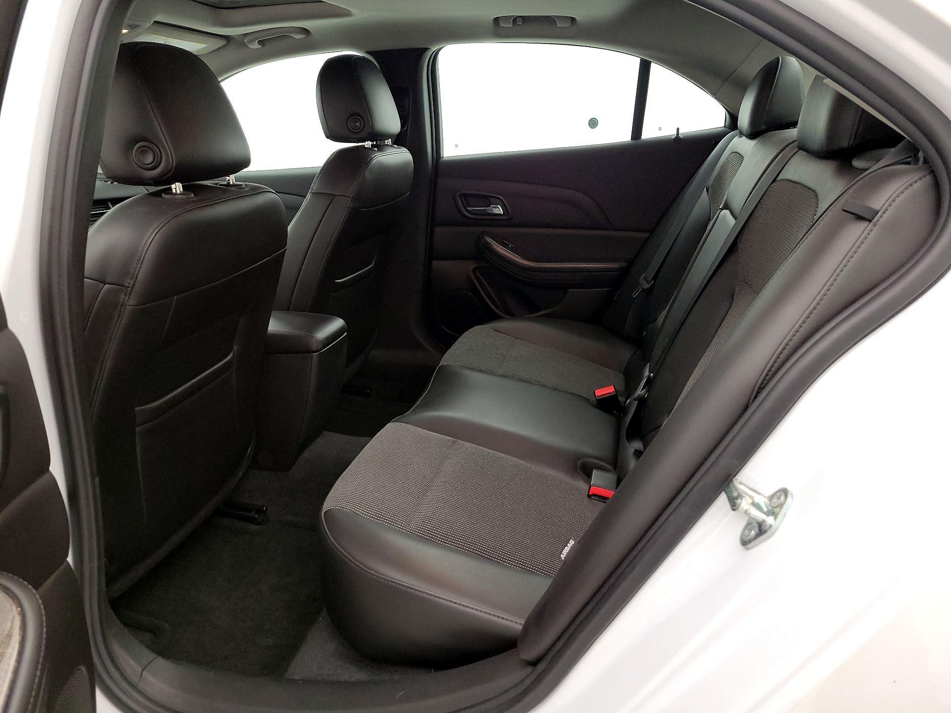 Thumbnail: 2015 Chevrolet Malibu - 20